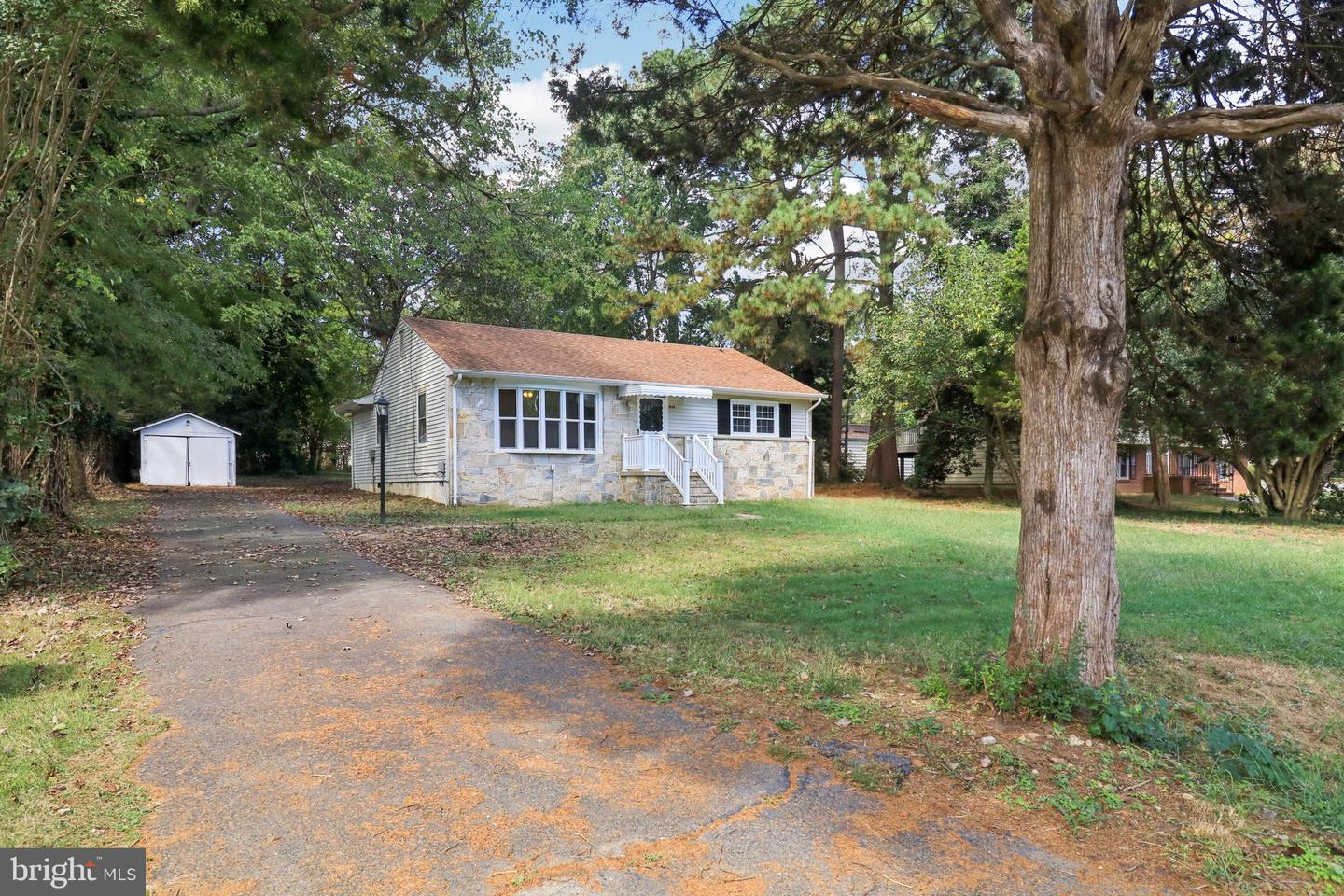 848 LINCOLN DR, FREDERICKSBURG, Virginia 22407, 3 Bedrooms Bedrooms, ,1 BathroomBathrooms,Residential,For sale,848 LINCOLN DR,VASP2034718 MLS # VASP2034718