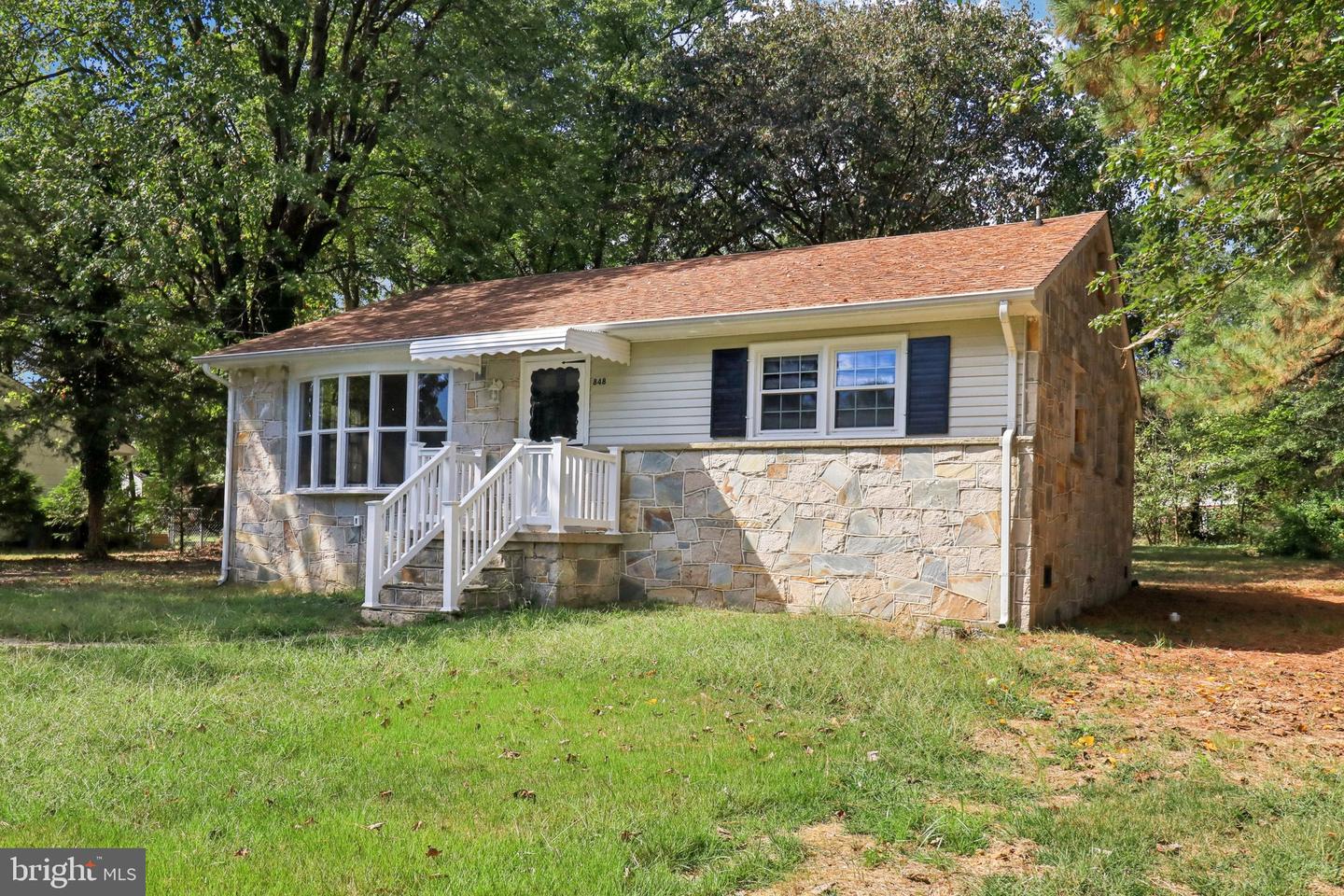 848 LINCOLN DR, FREDERICKSBURG, Virginia 22407, 3 Bedrooms Bedrooms, ,1 BathroomBathrooms,Residential,For sale,848 LINCOLN DR,VASP2034718 MLS # VASP2034718