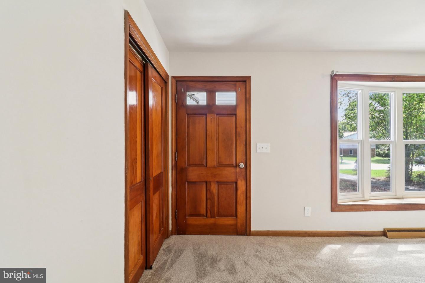 848 LINCOLN DR, FREDERICKSBURG, Virginia 22407, 3 Bedrooms Bedrooms, ,1 BathroomBathrooms,Residential,For sale,848 LINCOLN DR,VASP2034718 MLS # VASP2034718