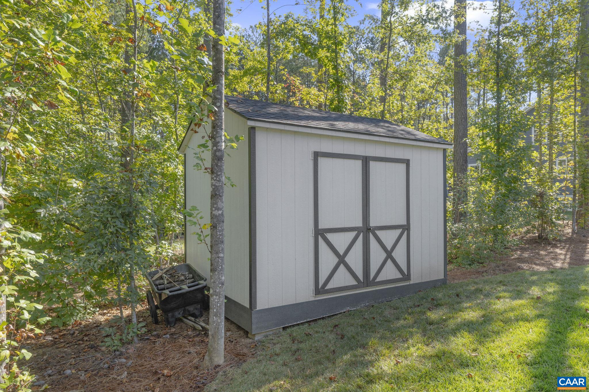98 PINE SHADOW CT, TROY, Virginia 22974, 3 Bedrooms Bedrooms, ,3 BathroomsBathrooms,Residential,CUSTOM DESIGNED & BUILT,98 PINE SHADOW CT,668556 MLS # 668556
