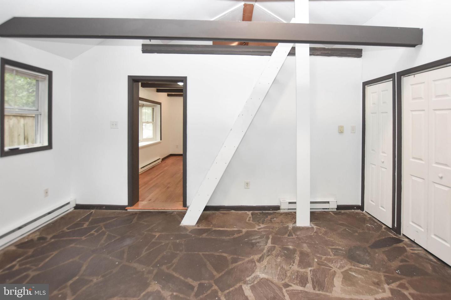 420 WHITE OAK LN, BLUEMONT, Virginia 20135, 1 Bedroom Bedrooms, ,1 BathroomBathrooms,Residential,For sale,420 WHITE OAK LN,VACL2006018 MLS # VACL2006018