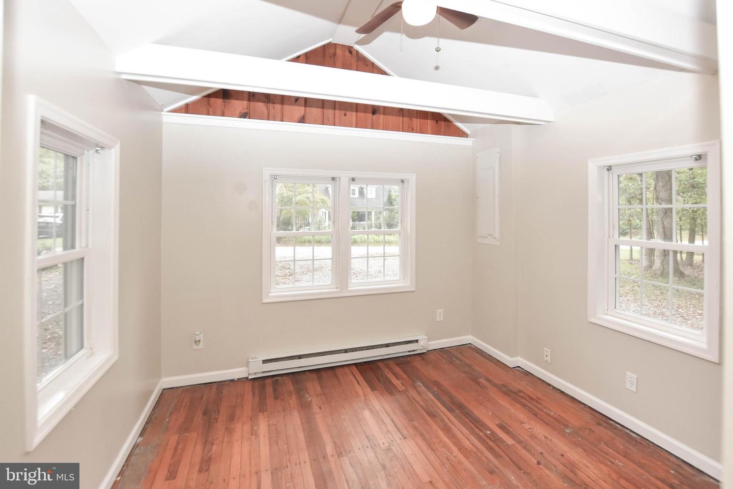 420 WHITE OAK LN, BLUEMONT, Virginia 20135, 1 Bedroom Bedrooms, ,1 BathroomBathrooms,Residential,For sale,420 WHITE OAK LN,VACL2006018 MLS # VACL2006018