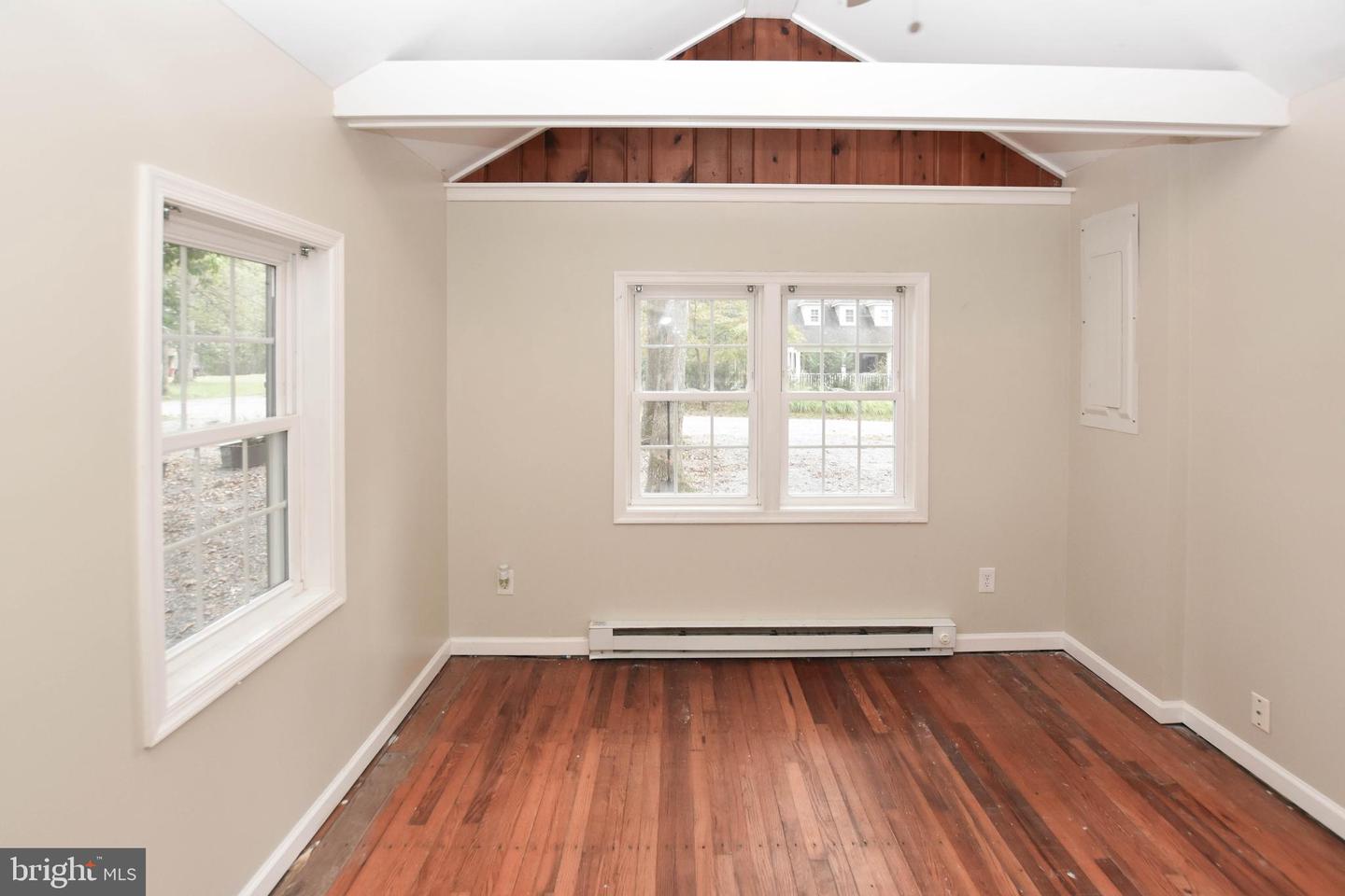 420 WHITE OAK LN, BLUEMONT, Virginia 20135, 1 Bedroom Bedrooms, ,1 BathroomBathrooms,Residential,For sale,420 WHITE OAK LN,VACL2006018 MLS # VACL2006018