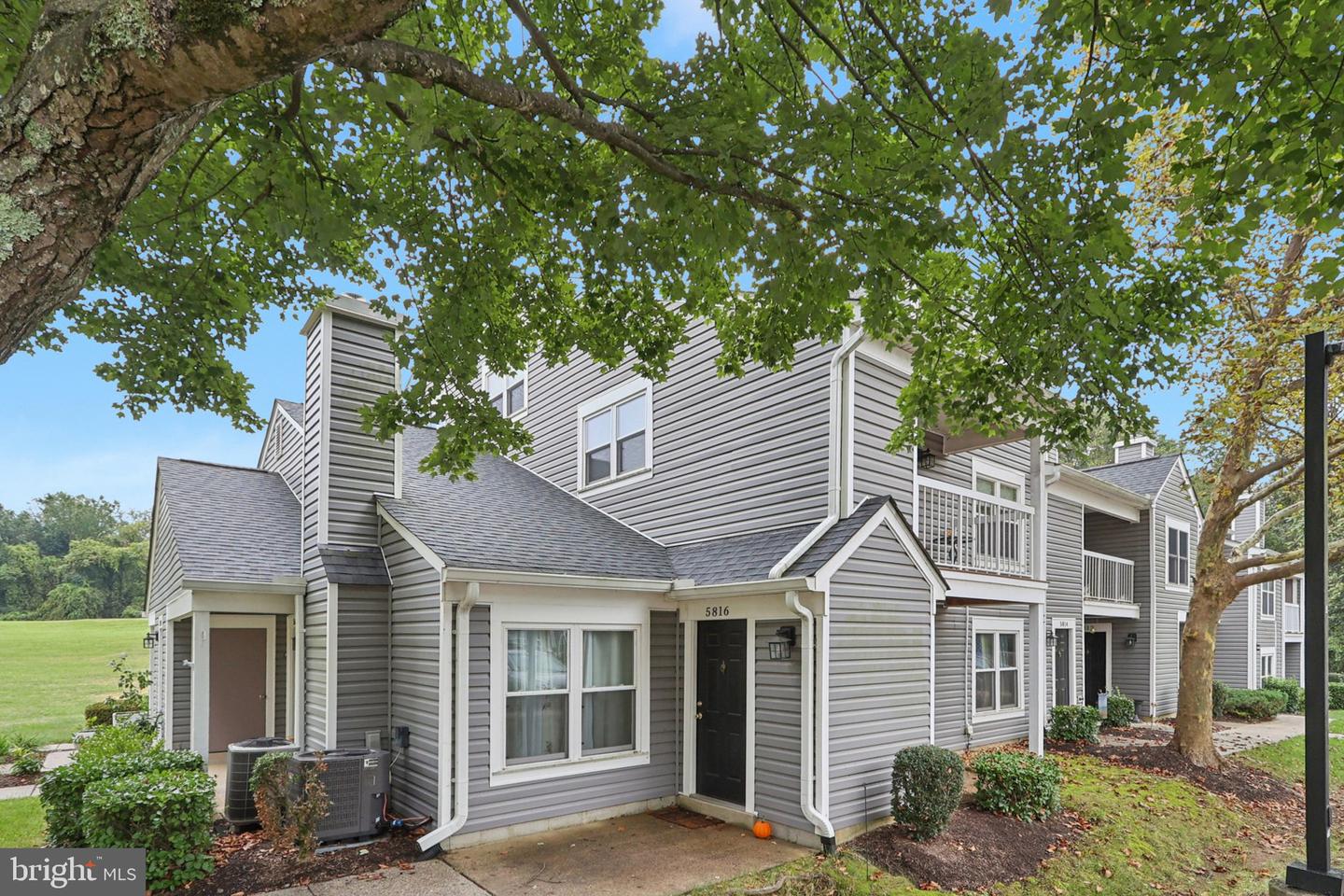 5816 ORCHARD HILL LN, CLIFTON, Virginia 20124, 2 Bedrooms Bedrooms, ,2 BathroomsBathrooms,Residential,For sale,5816 ORCHARD HILL LN,VAFX2266948 MLS # VAFX2266948