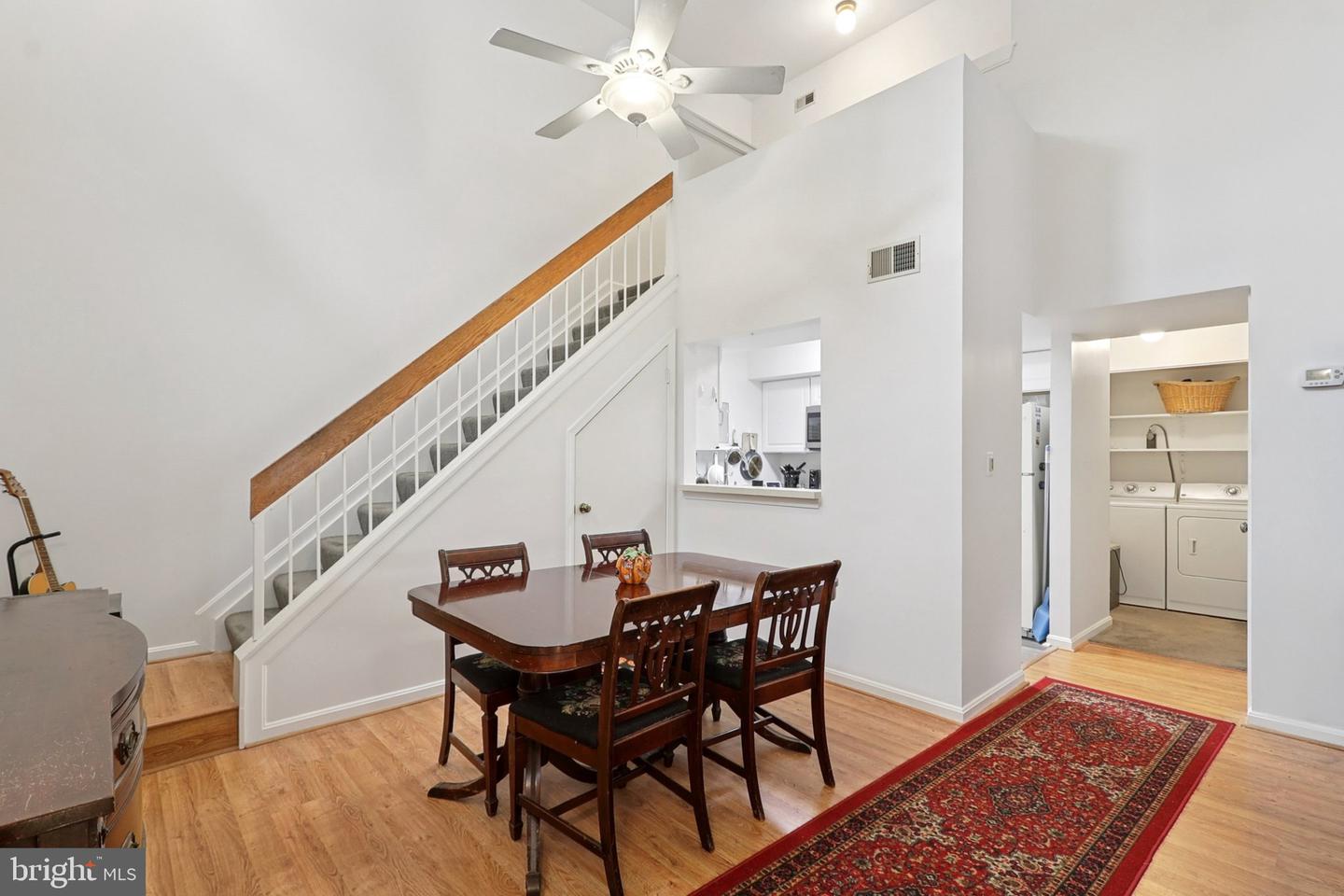 5816 ORCHARD HILL LN, CLIFTON, Virginia 20124, 2 Bedrooms Bedrooms, ,2 BathroomsBathrooms,Residential,For sale,5816 ORCHARD HILL LN,VAFX2266948 MLS # VAFX2266948