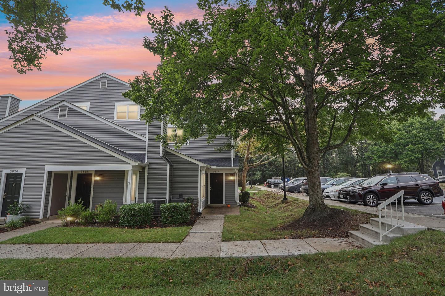5816 ORCHARD HILL LN, CLIFTON, Virginia 20124, 2 Bedrooms Bedrooms, ,2 BathroomsBathrooms,Residential,For sale,5816 ORCHARD HILL LN,VAFX2266948 MLS # VAFX2266948