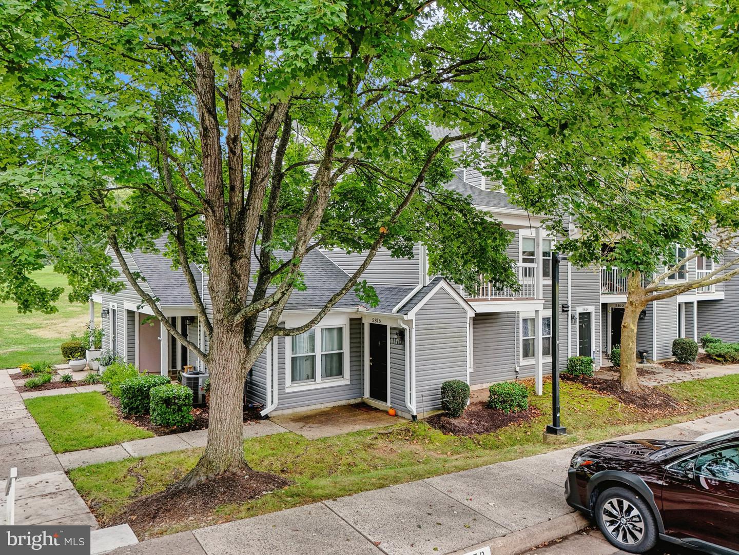 5816 ORCHARD HILL LN, CLIFTON, Virginia 20124, 2 Bedrooms Bedrooms, ,2 BathroomsBathrooms,Residential,For sale,5816 ORCHARD HILL LN,VAFX2266948 MLS # VAFX2266948
