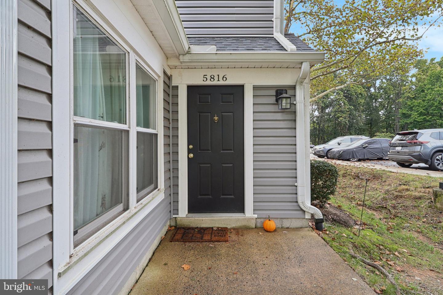 5816 ORCHARD HILL LN, CLIFTON, Virginia 20124, 2 Bedrooms Bedrooms, ,2 BathroomsBathrooms,Residential,For sale,5816 ORCHARD HILL LN,VAFX2266948 MLS # VAFX2266948