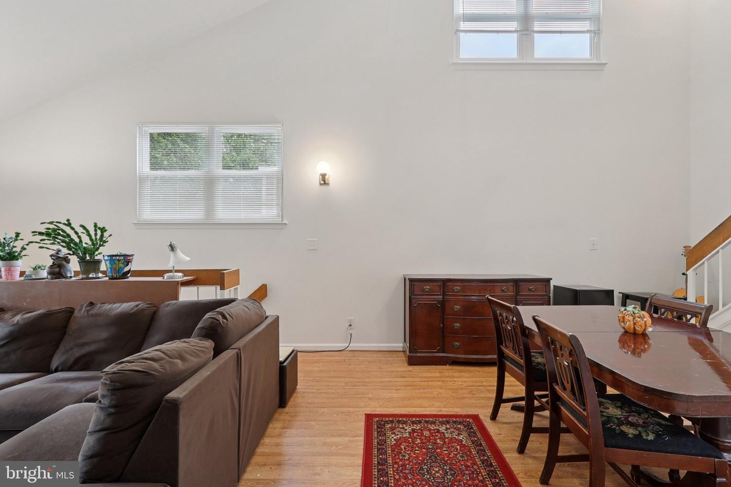 5816 ORCHARD HILL LN, CLIFTON, Virginia 20124, 2 Bedrooms Bedrooms, ,2 BathroomsBathrooms,Residential,For sale,5816 ORCHARD HILL LN,VAFX2266948 MLS # VAFX2266948