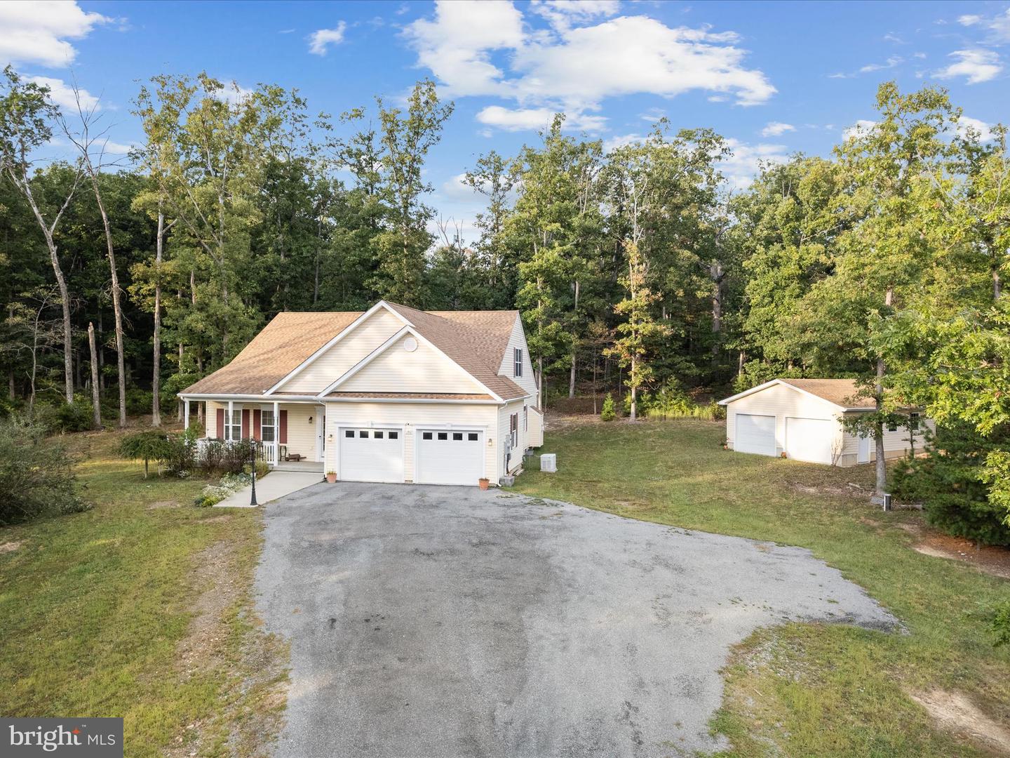 140 PLOW RUN LN, WINCHESTER, Virginia 22602, 3 Bedrooms Bedrooms, ,3 BathroomsBathrooms,Residential,For sale,140 PLOW RUN LN,VAFV2036826 MLS # VAFV2036826