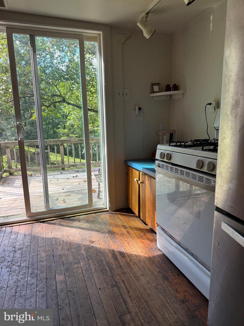 236 PIEDMONT ORCHARD RD, LINDEN, Virginia 22642, 3 Bedrooms Bedrooms, ,1 BathroomBathrooms,Residential,For sale,236 PIEDMONT ORCHARD RD,VAWR2012408 MLS # VAWR2012408