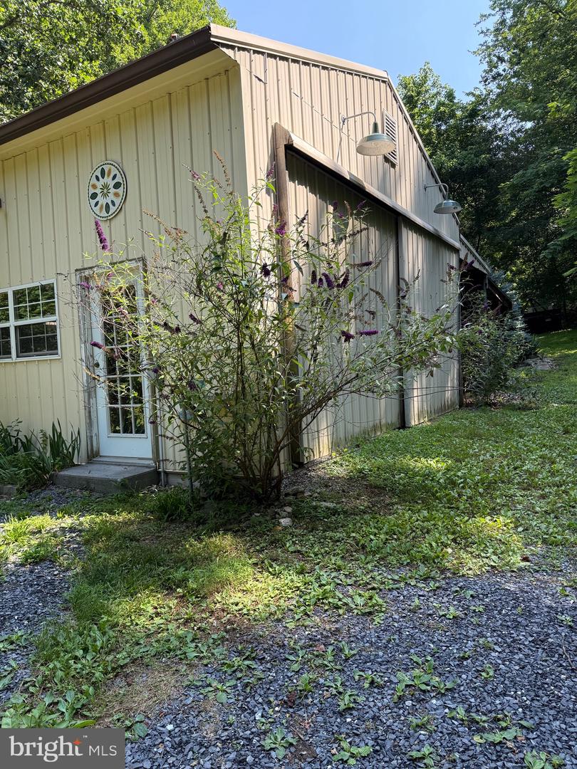 236 PIEDMONT ORCHARD RD, LINDEN, Virginia 22642, 3 Bedrooms Bedrooms, ,1 BathroomBathrooms,Residential,For sale,236 PIEDMONT ORCHARD RD,VAWR2012408 MLS # VAWR2012408