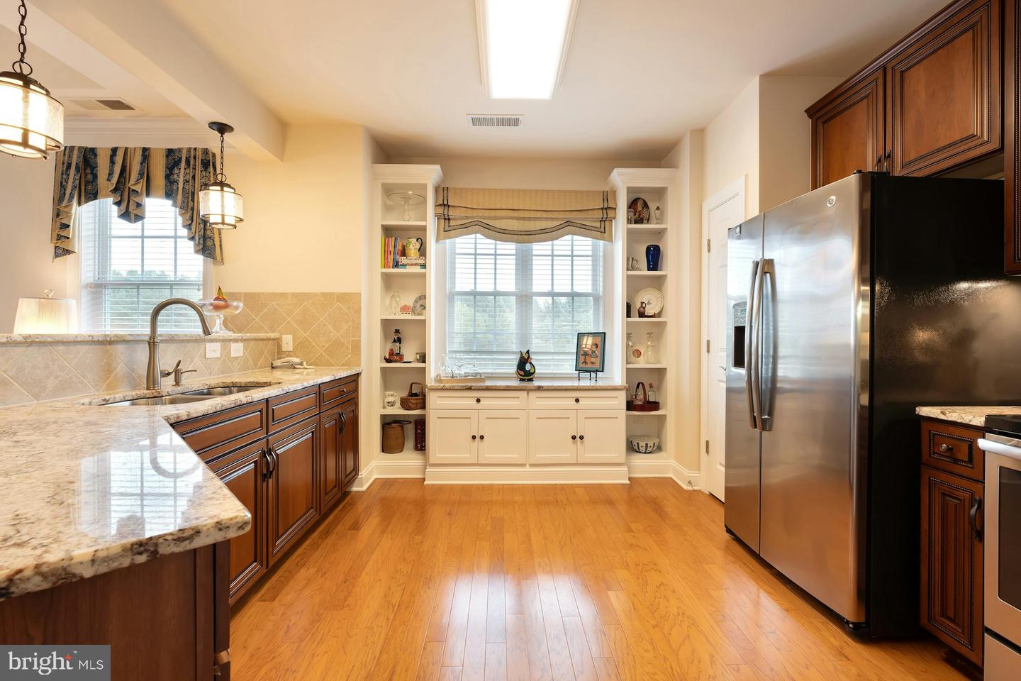 15211 ROYAL CREST DR #405, HAYMARKET, Virginia 20169, 2 Bedrooms Bedrooms, ,2 BathroomsBathrooms,Residential,For sale,15211 ROYAL CREST DR #405,VAPW2104746 MLS # VAPW2104746
