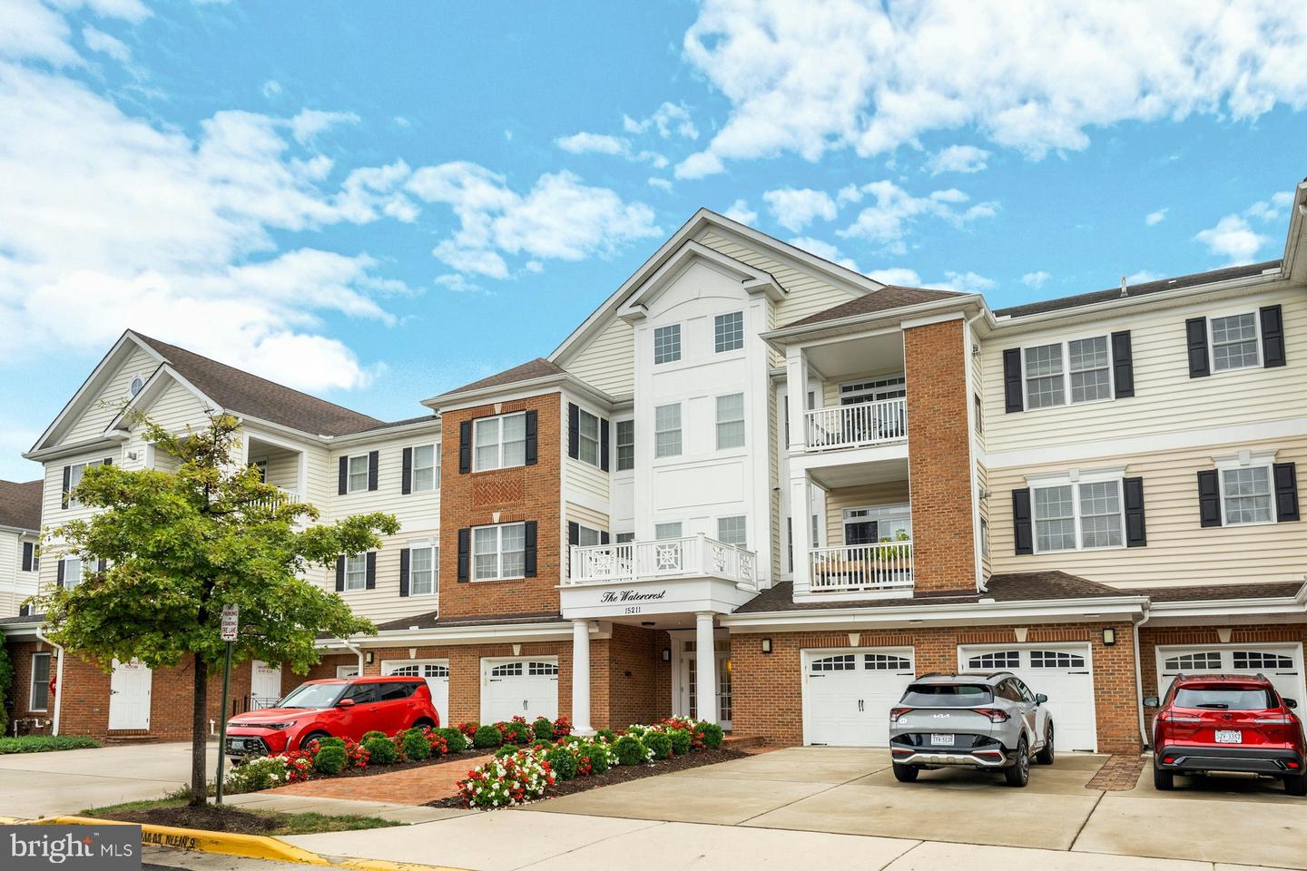 15211 ROYAL CREST DR #405, HAYMARKET, Virginia 20169, 2 Bedrooms Bedrooms, ,2 BathroomsBathrooms,Residential,For sale,15211 ROYAL CREST DR #405,VAPW2104746 MLS # VAPW2104746