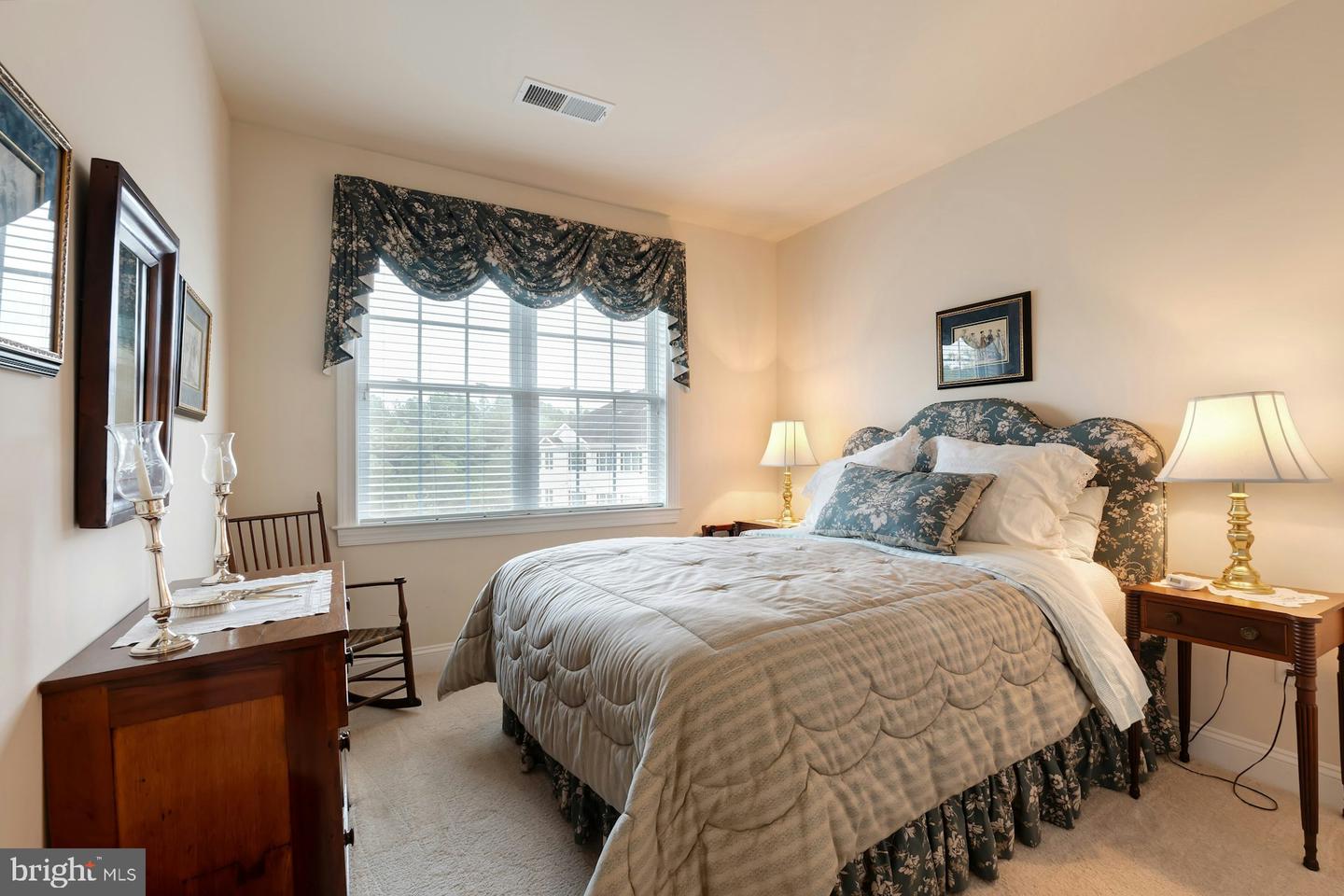 15211 ROYAL CREST DR #405, HAYMARKET, Virginia 20169, 2 Bedrooms Bedrooms, ,2 BathroomsBathrooms,Residential,For sale,15211 ROYAL CREST DR #405,VAPW2104746 MLS # VAPW2104746