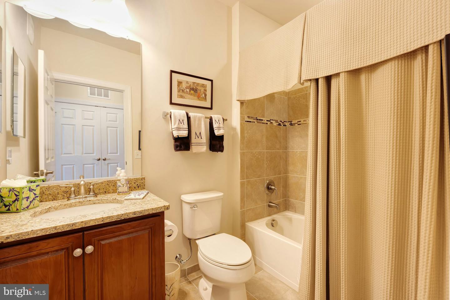 15211 ROYAL CREST DR #405, HAYMARKET, Virginia 20169, 2 Bedrooms Bedrooms, ,2 BathroomsBathrooms,Residential,For sale,15211 ROYAL CREST DR #405,VAPW2104746 MLS # VAPW2104746
