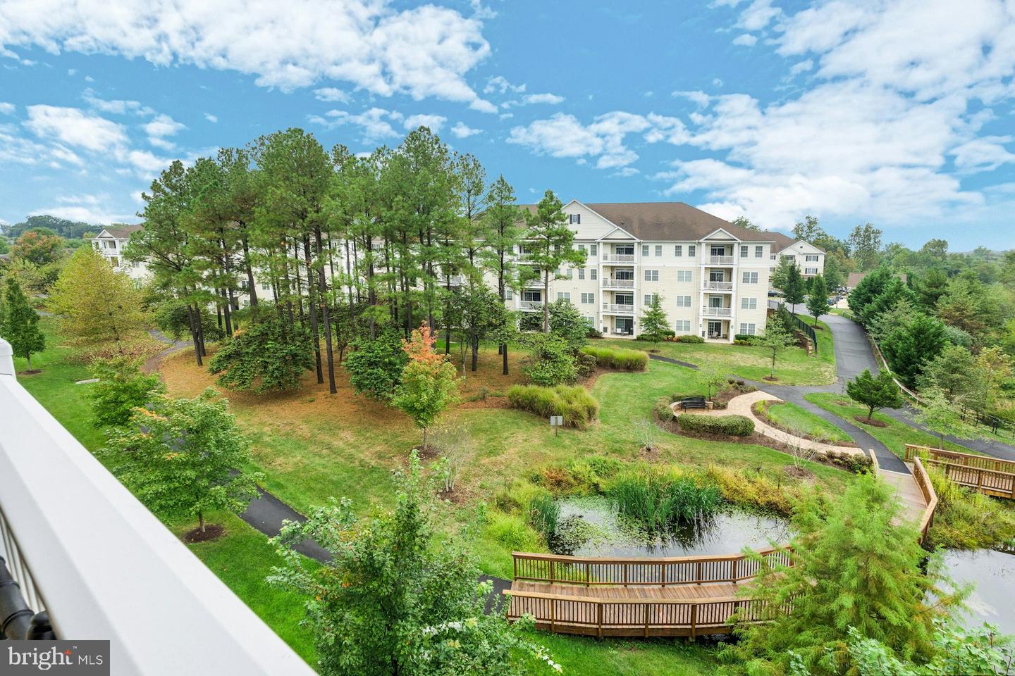 15211 ROYAL CREST DR #405, HAYMARKET, Virginia 20169, 2 Bedrooms Bedrooms, ,2 BathroomsBathrooms,Residential,For sale,15211 ROYAL CREST DR #405,VAPW2104746 MLS # VAPW2104746