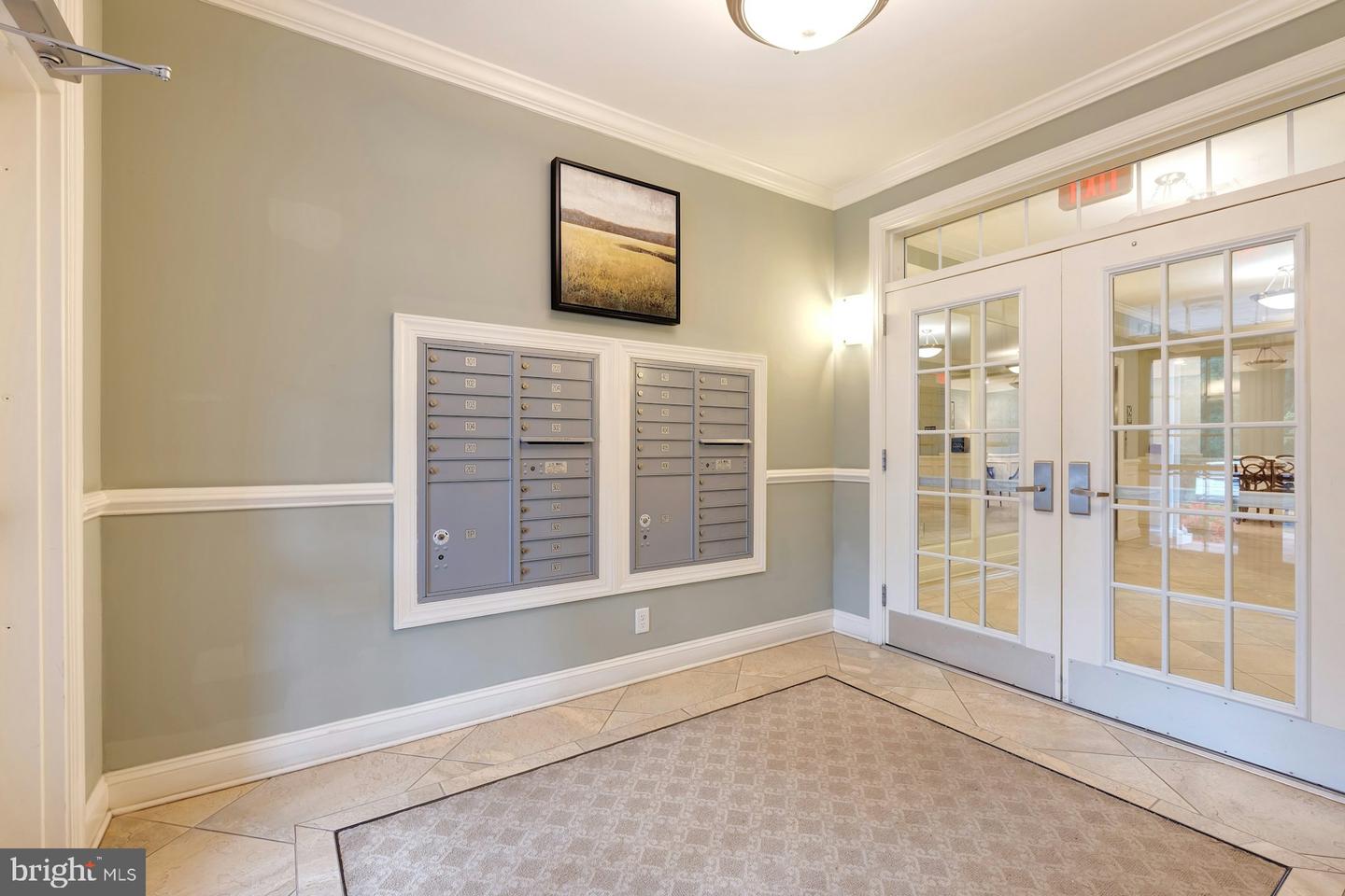 15211 ROYAL CREST DR #405, HAYMARKET, Virginia 20169, 2 Bedrooms Bedrooms, ,2 BathroomsBathrooms,Residential,For sale,15211 ROYAL CREST DR #405,VAPW2104746 MLS # VAPW2104746