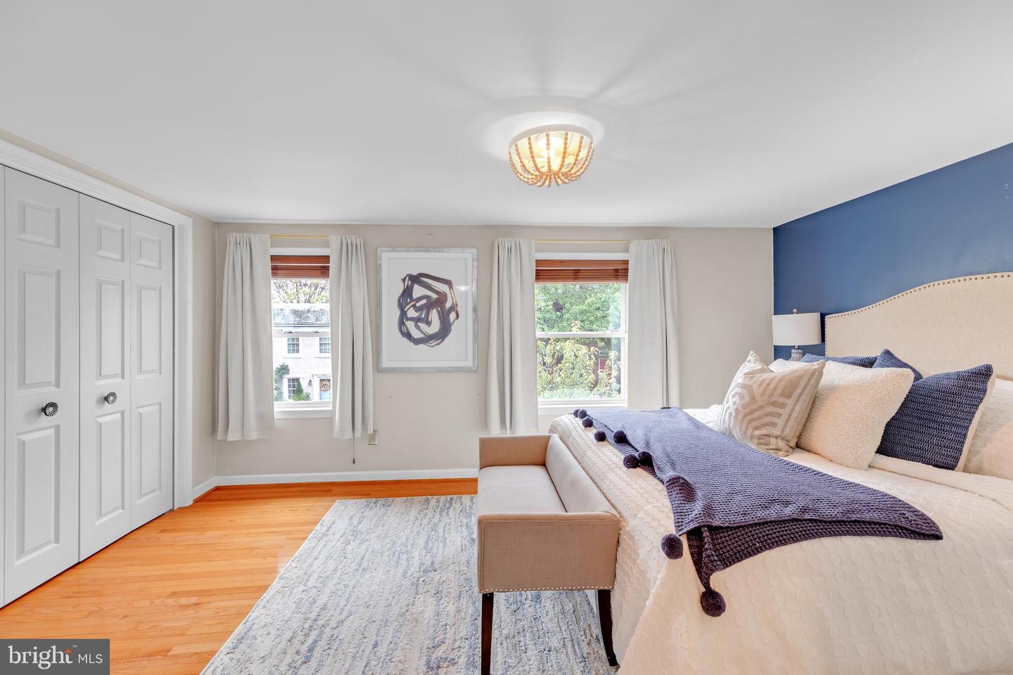 909 PENDLETON ST, ALEXANDRIA, Virginia 22314, 2 Bedrooms Bedrooms, ,1 BathroomBathrooms,Residential,For sale,909 PENDLETON ST,VAAX2050230 MLS # VAAX2050230