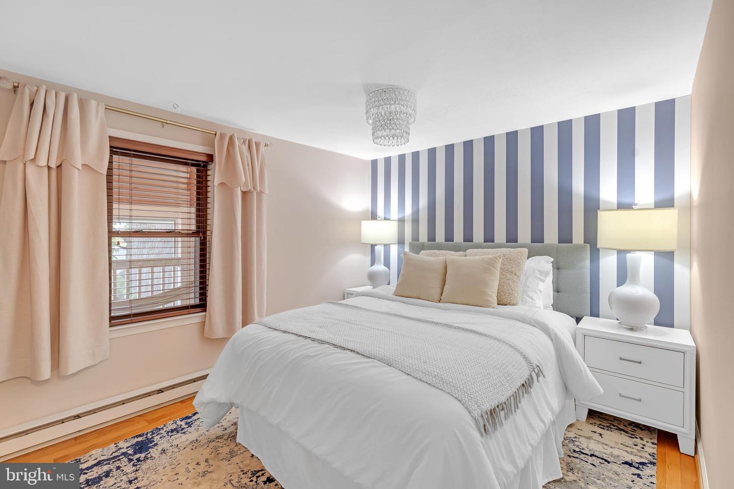 909 PENDLETON ST, ALEXANDRIA, Virginia 22314, 2 Bedrooms Bedrooms, ,1 BathroomBathrooms,Residential,For sale,909 PENDLETON ST,VAAX2050230 MLS # VAAX2050230