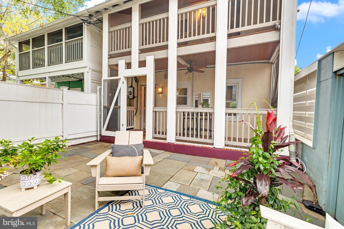 909 PENDLETON ST, ALEXANDRIA, Virginia 22314, 2 Bedrooms Bedrooms, ,1 BathroomBathrooms,Residential,For sale,909 PENDLETON ST,VAAX2050230 MLS # VAAX2050230