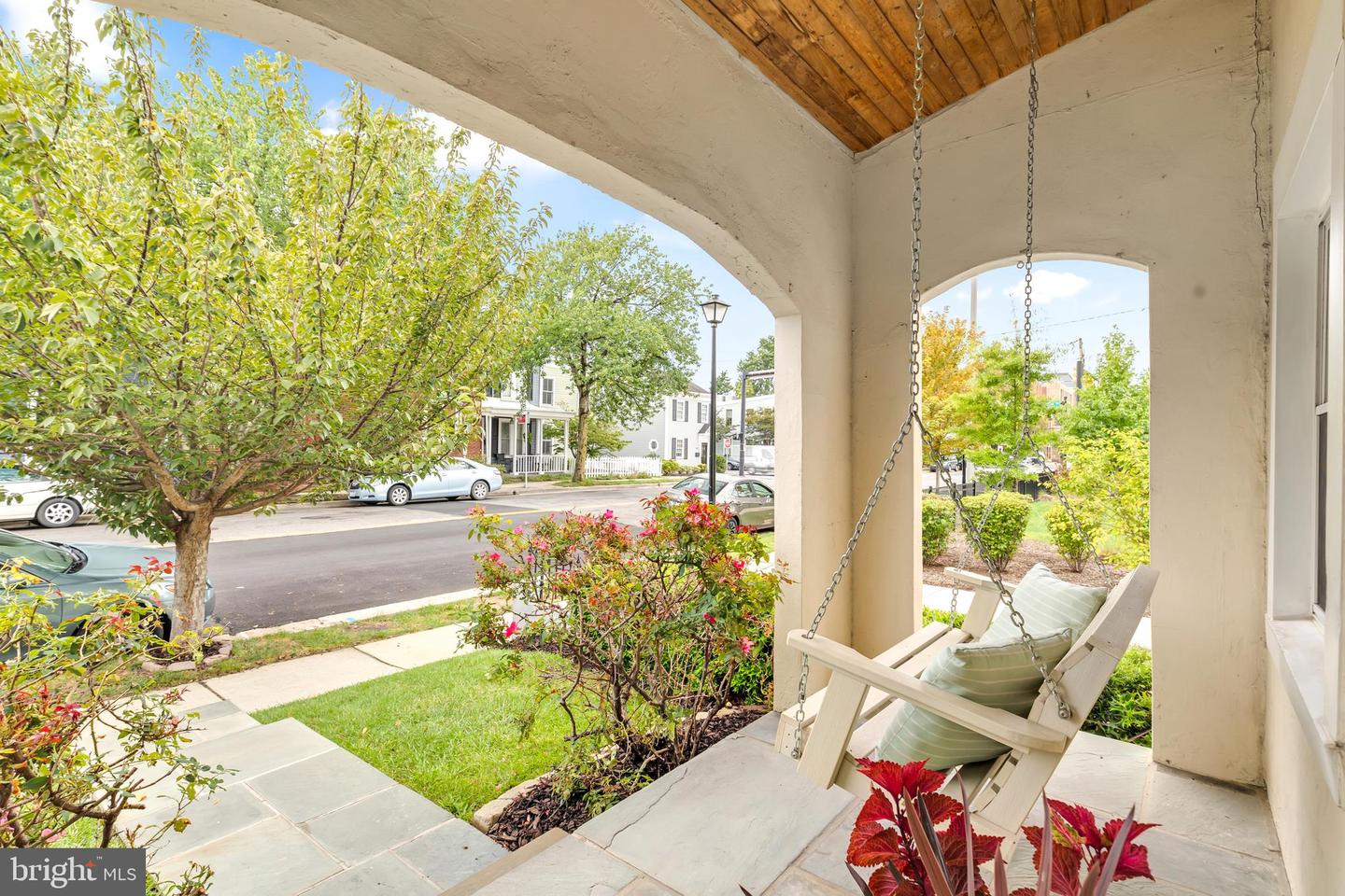 909 PENDLETON ST, ALEXANDRIA, Virginia 22314, 2 Bedrooms Bedrooms, ,1 BathroomBathrooms,Residential,For sale,909 PENDLETON ST,VAAX2050230 MLS # VAAX2050230