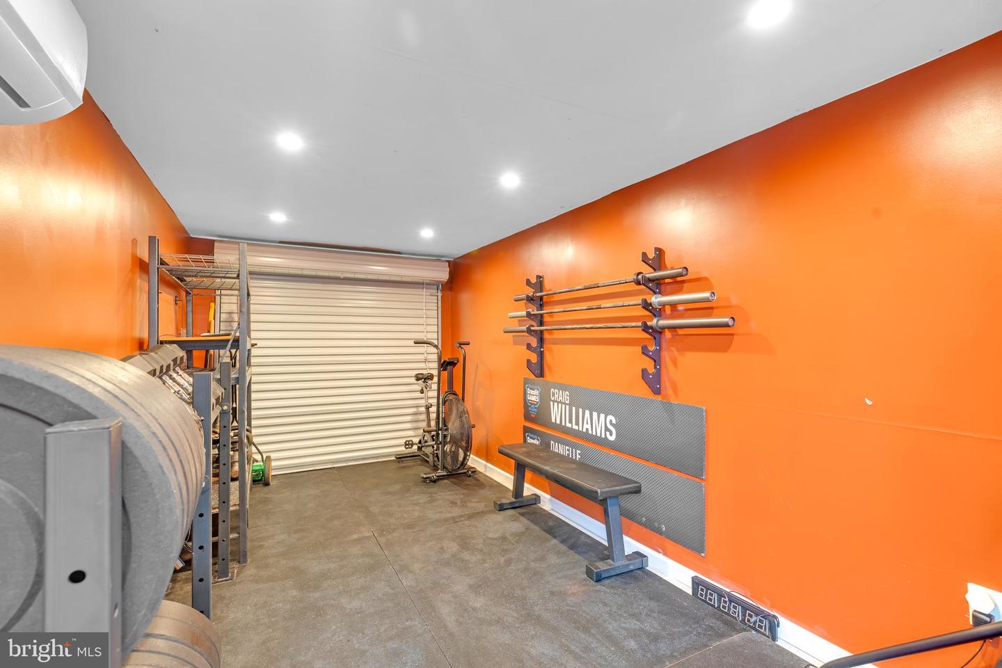 909 PENDLETON ST, ALEXANDRIA, Virginia 22314, 2 Bedrooms Bedrooms, ,1 BathroomBathrooms,Residential,For sale,909 PENDLETON ST,VAAX2050230 MLS # VAAX2050230
