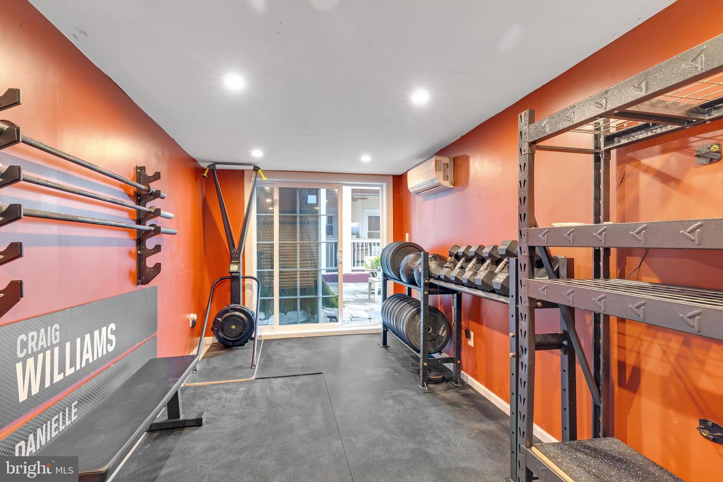 909 PENDLETON ST, ALEXANDRIA, Virginia 22314, 2 Bedrooms Bedrooms, ,1 BathroomBathrooms,Residential,For sale,909 PENDLETON ST,VAAX2050230 MLS # VAAX2050230