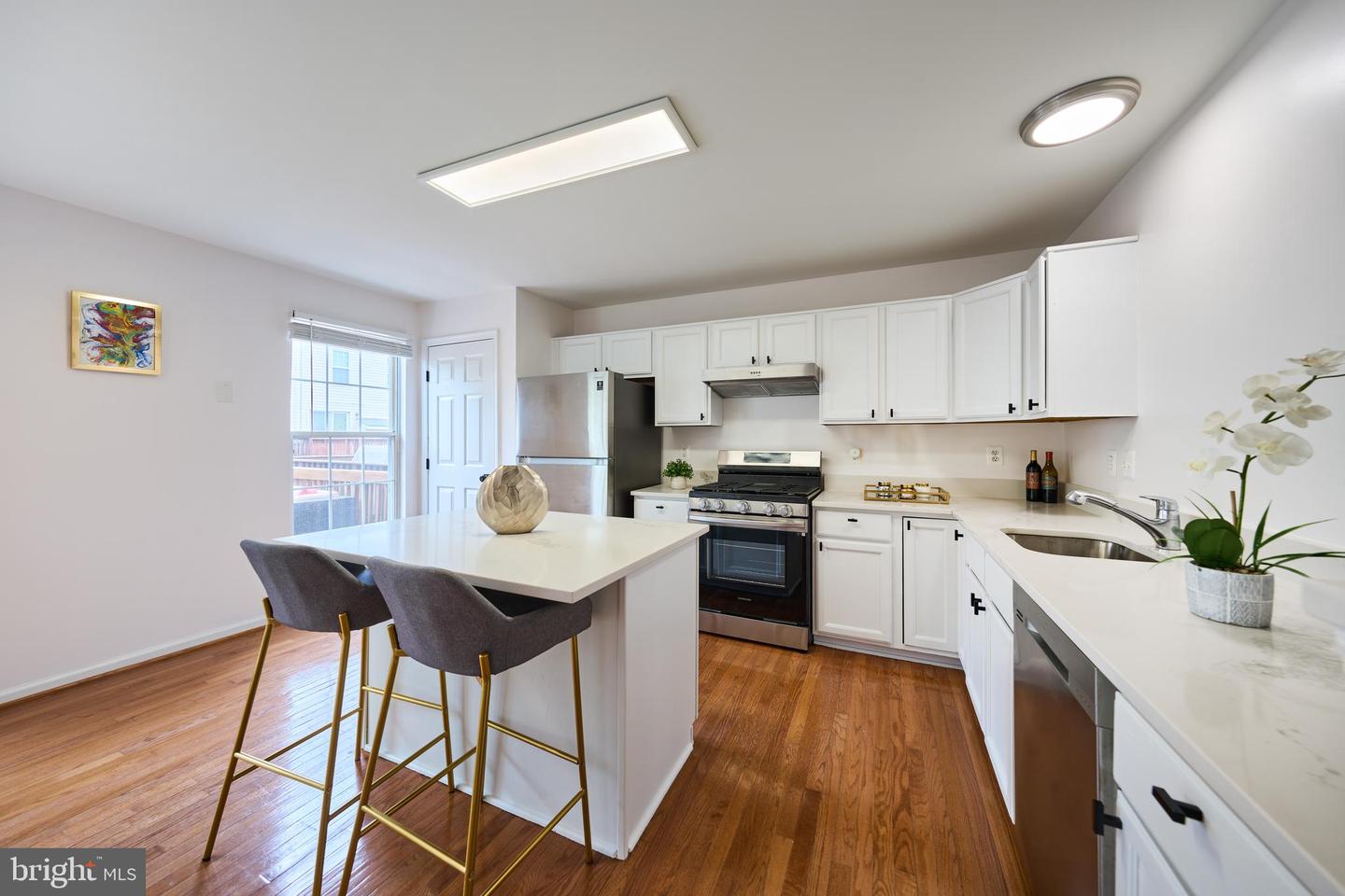 6570 OSPREY POINT LN, ALEXANDRIA, Virginia 22315, 3 Bedrooms Bedrooms, ,2 BathroomsBathrooms,Residential,For sale,6570 OSPREY POINT LN,VAFX2269898 MLS # VAFX2269898