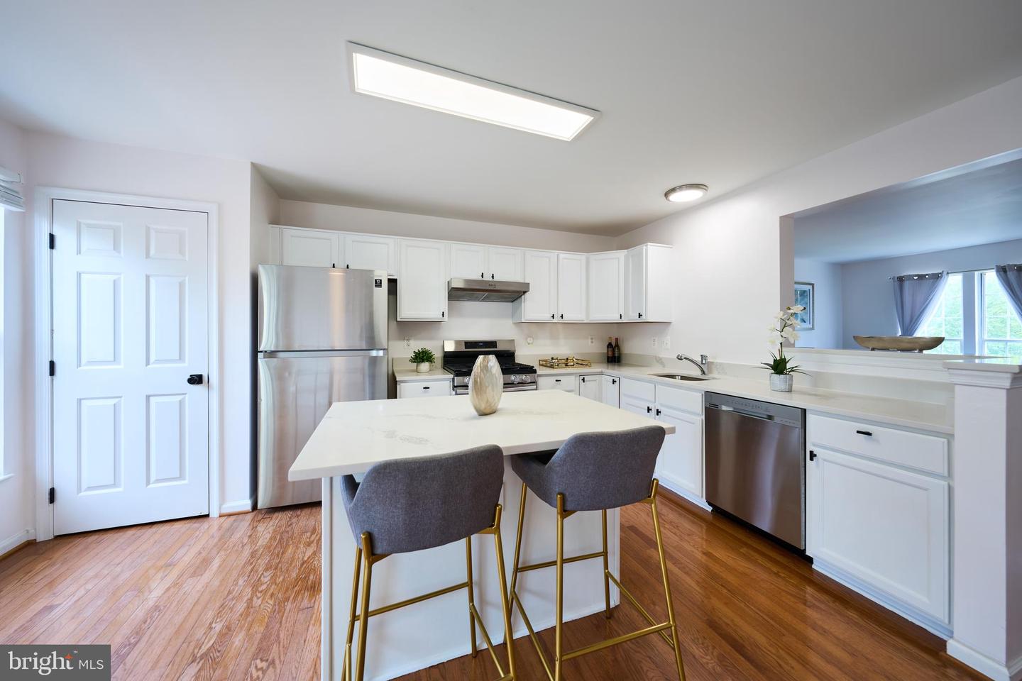 6570 OSPREY POINT LN, ALEXANDRIA, Virginia 22315, 3 Bedrooms Bedrooms, ,2 BathroomsBathrooms,Residential,For sale,6570 OSPREY POINT LN,VAFX2269898 MLS # VAFX2269898
