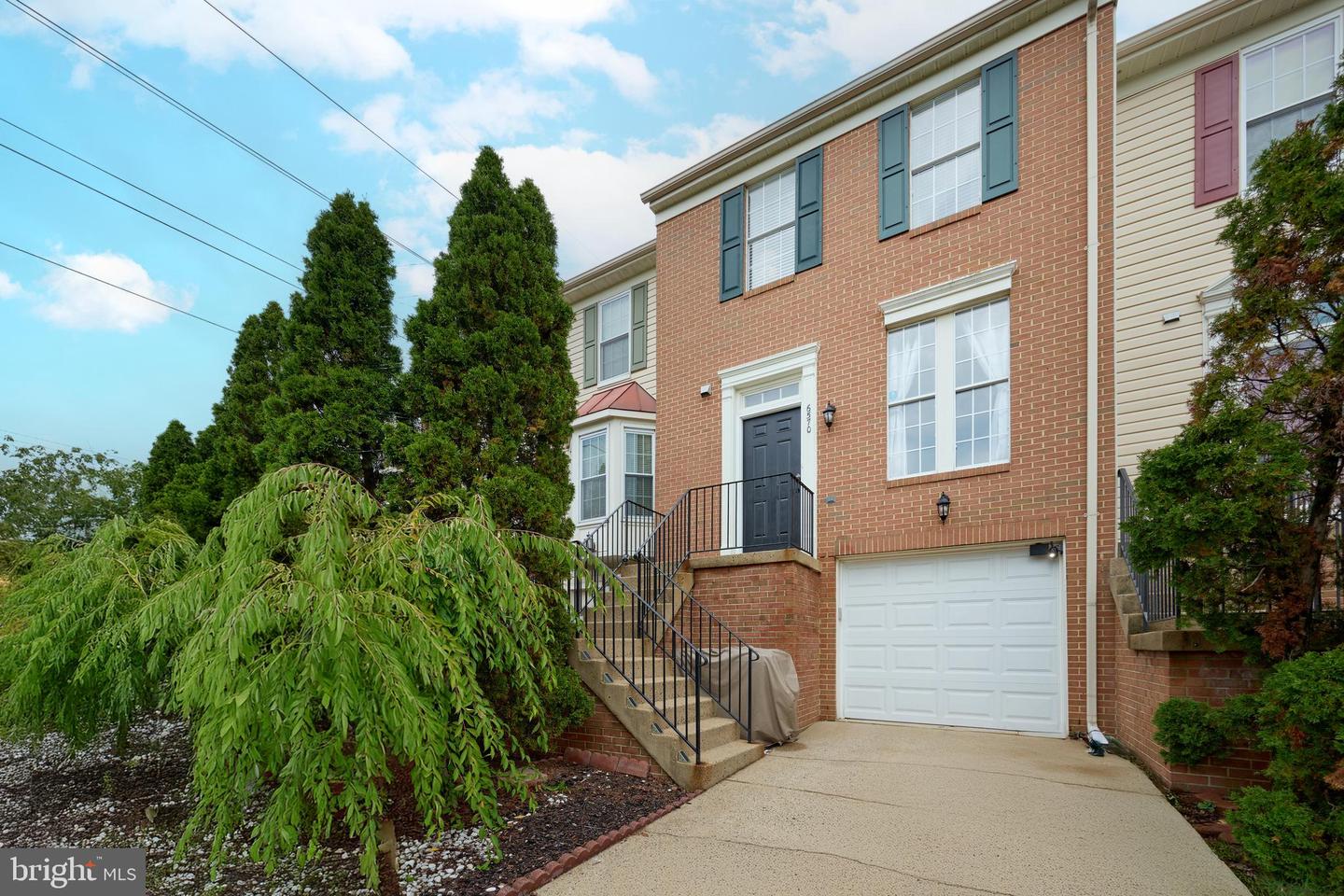 6570 OSPREY POINT LN, ALEXANDRIA, Virginia 22315, 3 Bedrooms Bedrooms, ,2 BathroomsBathrooms,Residential,For sale,6570 OSPREY POINT LN,VAFX2269898 MLS # VAFX2269898