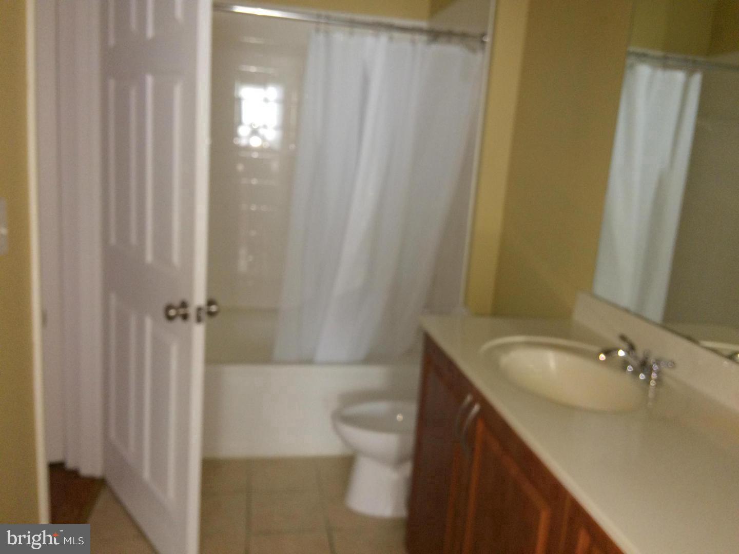 12945 CENTRE PARK CIR #208, HERNDON, Virginia 20171, 1 Bedroom Bedrooms, ,1 BathroomBathrooms,Residential,For sale,12945 CENTRE PARK CIR #208,VAFX2269914 MLS # VAFX2269914
