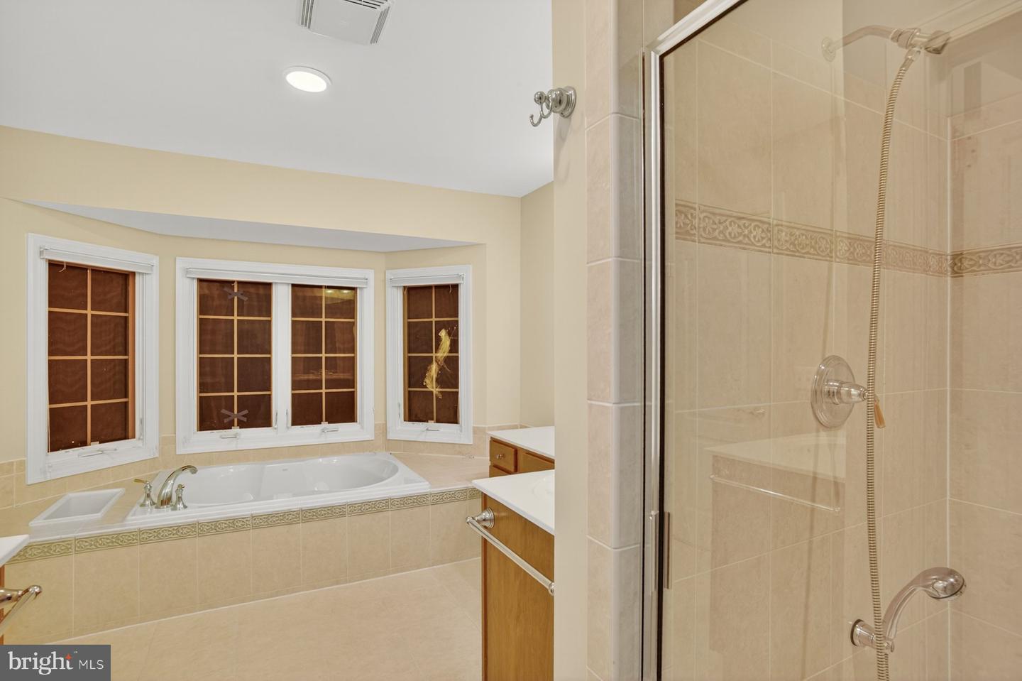 8178 SNEAD LOOP, GAINESVILLE, Virginia 20155, 5 Bedrooms Bedrooms, ,4 BathroomsBathrooms,Residential,For sale,8178 SNEAD LOOP,VAPW2105086 MLS # VAPW2105086 8178 SNEAD LOOP, GAINESVILLE, Virginia 20155, 5 Bedrooms Bedrooms, ,4 BathroomsBathrooms,Residential,For sale,8178 SNEAD LOOP,VAPW2105086 MLS # VAPW2105086