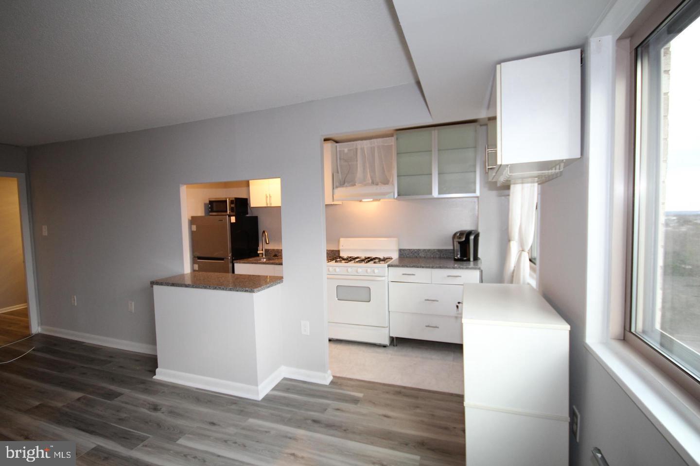2500 N VAN DORN ST #1118, ALEXANDRIA, Virginia 22302, ,1 BathroomBathrooms,Residential,For sale,2500 N VAN DORN ST #1118,VAAX2050358 MLS # VAAX2050358