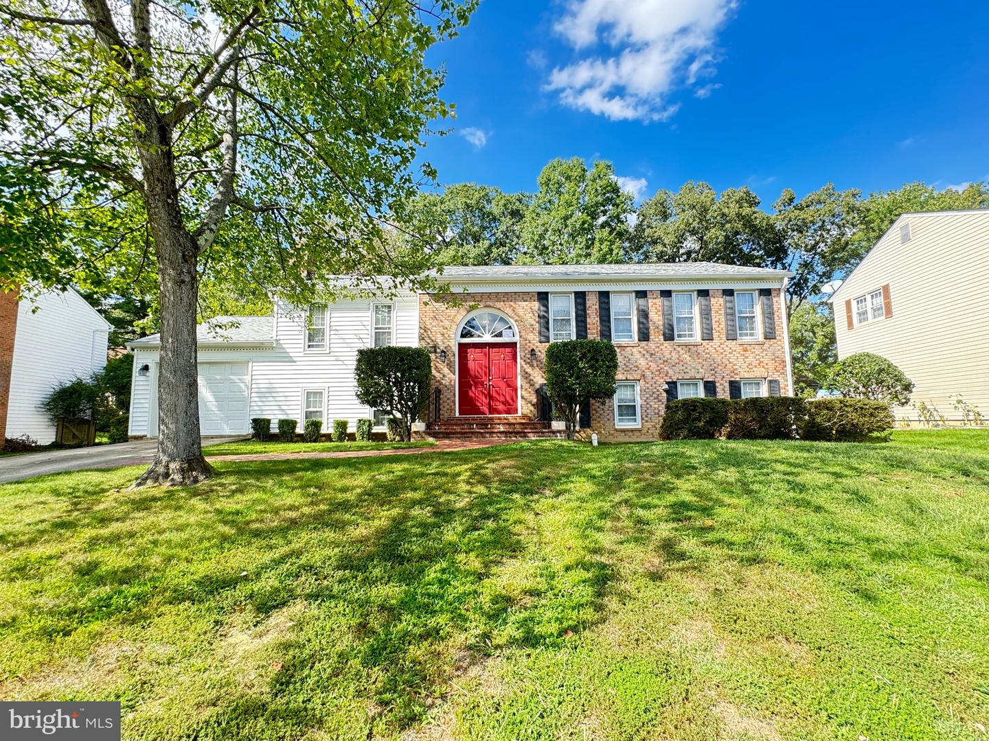 7918 EDINBURGH DR, SPRINGFIELD, Virginia 22153, 5 Bedrooms Bedrooms, ,3 BathroomsBathrooms,Residential,For sale,7918 EDINBURGH DR,VAFX2270046 MLS # VAFX2270046