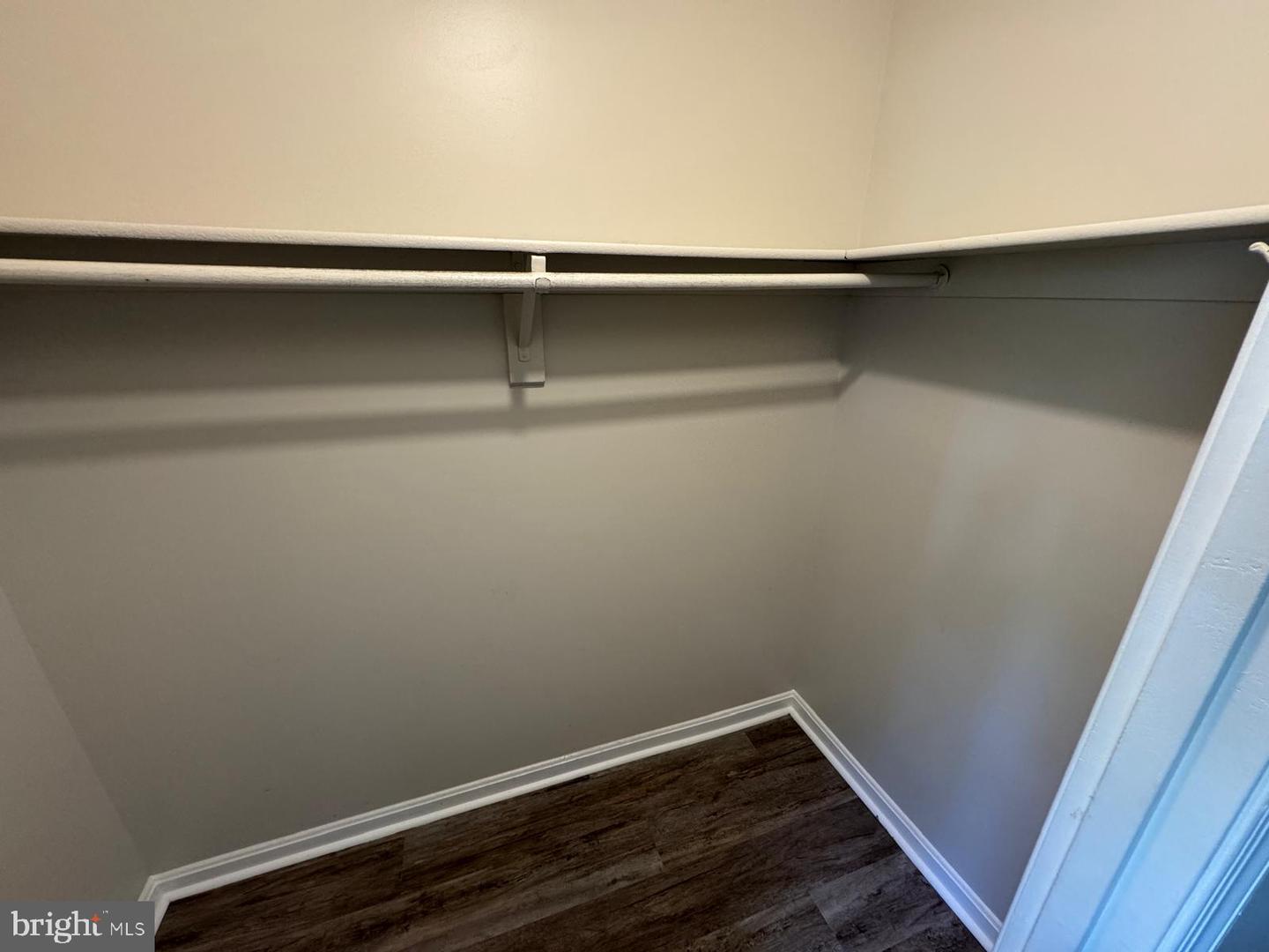 7918 EDINBURGH DR, SPRINGFIELD, Virginia 22153, 5 Bedrooms Bedrooms, ,3 BathroomsBathrooms,Residential,For sale,7918 EDINBURGH DR,VAFX2270046 MLS # VAFX2270046