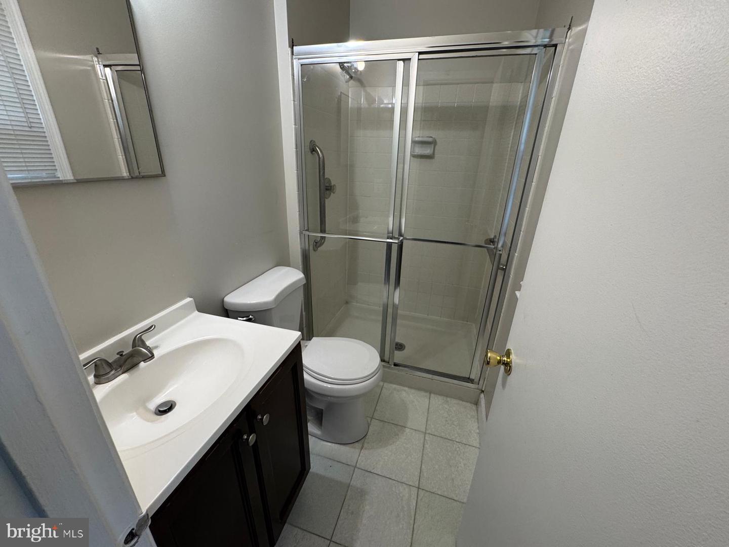 7918 EDINBURGH DR, SPRINGFIELD, Virginia 22153, 5 Bedrooms Bedrooms, ,3 BathroomsBathrooms,Residential,For sale,7918 EDINBURGH DR,VAFX2270046 MLS # VAFX2270046