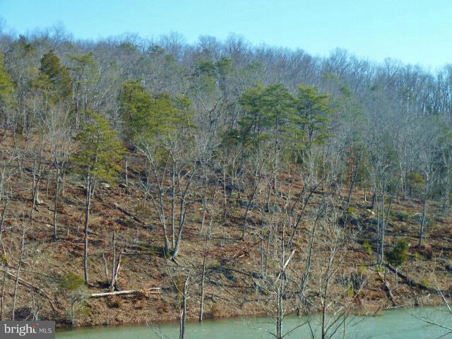 LOT 27 COMFORTER LN, MIDDLETOWN, Virginia 22645, ,Land,For sale,LOT 27 COMFORTER LN,VAWR2012428 MLS # VAWR2012428