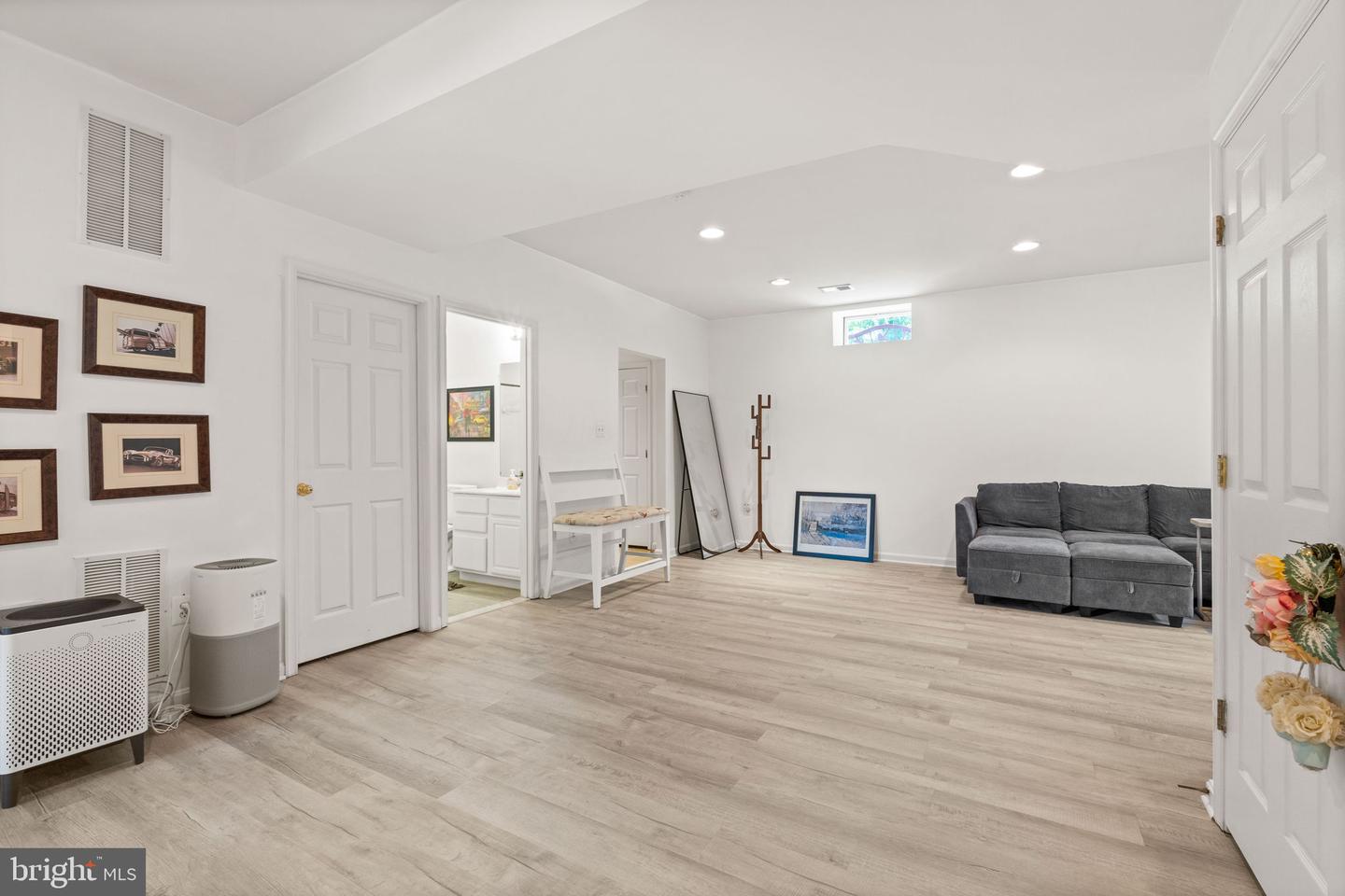 12072 PAPER BIRCH LN, GAINESVILLE, Virginia 20155, 6 Bedrooms Bedrooms, ,3 BathroomsBathrooms,Residential,For sale,12072 PAPER BIRCH LN,VAPW2099316 MLS # VAPW2099316