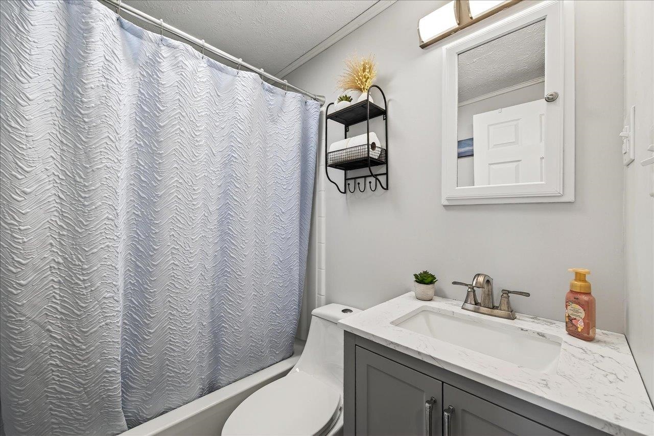 2861 OLD BUENA VISTA RD, BUENA VISTA, Virginia 24416, 3 Bedrooms Bedrooms, ,1 BathroomBathrooms,Residential,2861 OLD BUENA VISTA RD,669538 MLS # 669538