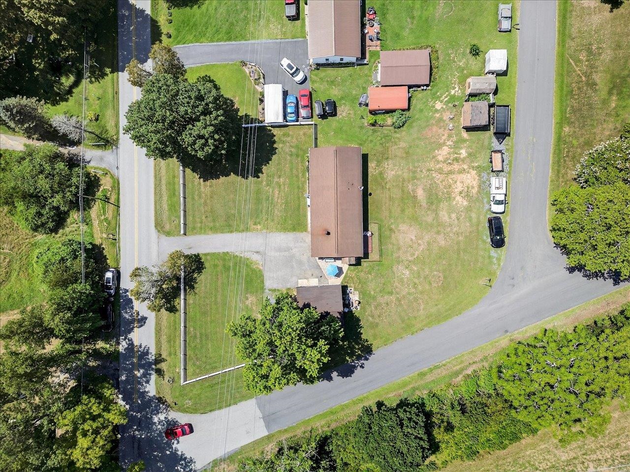 2861 OLD BUENA VISTA RD, BUENA VISTA, Virginia 24416, 3 Bedrooms Bedrooms, ,1 BathroomBathrooms,Residential,2861 OLD BUENA VISTA RD,669538 MLS # 669538