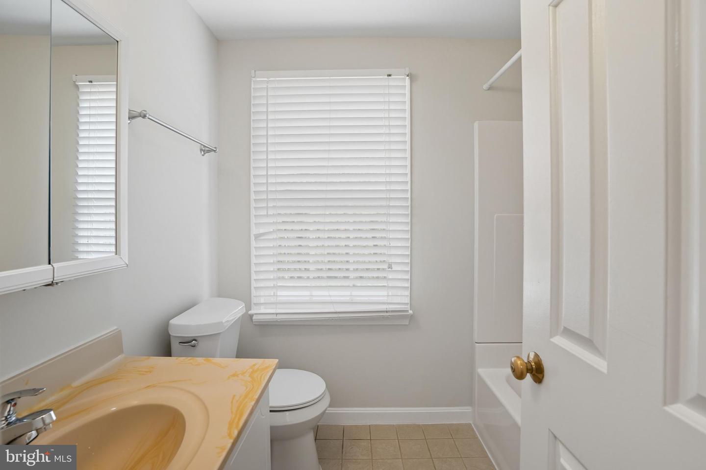 9207 HUNTING PINES PL, FAIRFAX, Virginia 22032, 3 Bedrooms Bedrooms, ,2 BathroomsBathrooms,Residential,For sale,9207 HUNTING PINES PL,VAFX2262336 MLS # VAFX2262336