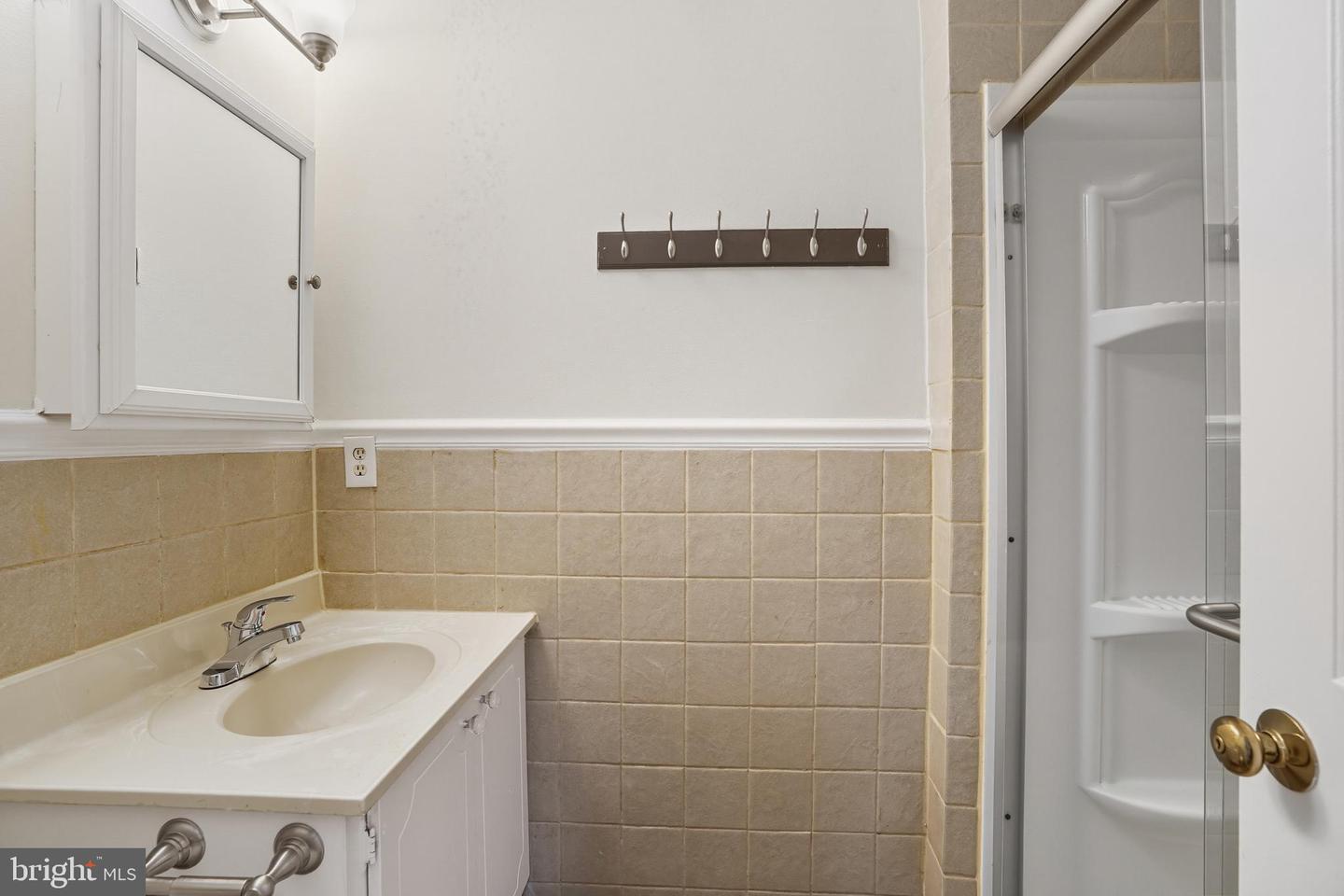 9207 HUNTING PINES PL, FAIRFAX, Virginia 22032, 3 Bedrooms Bedrooms, ,2 BathroomsBathrooms,Residential,For sale,9207 HUNTING PINES PL,VAFX2262336 MLS # VAFX2262336