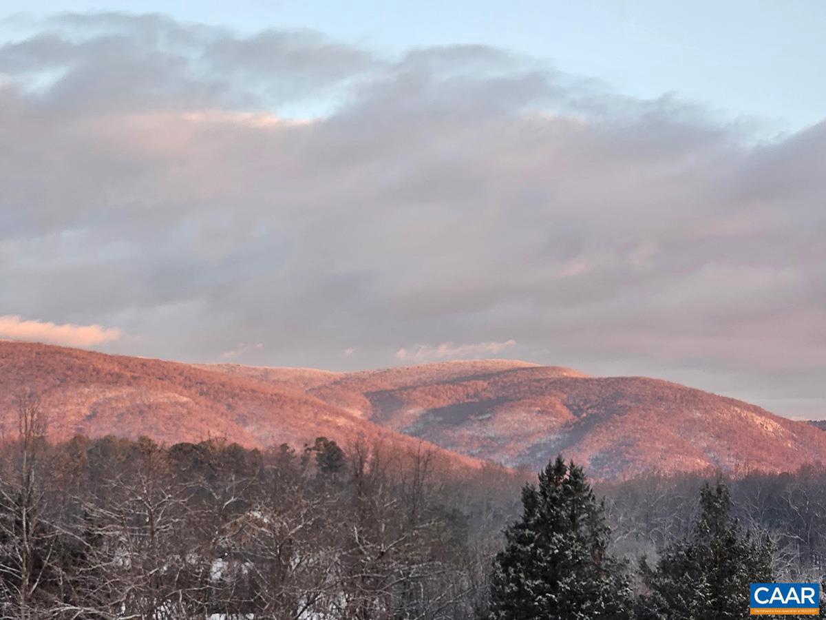 1141 KINGSWAY RD, AFTON, Virginia 22920, 7 Bedrooms Bedrooms, ,6 BathroomsBathrooms,Residential,For sale,1141 KINGSWAY RD,669069 MLS # 669069 1141 KINGSWAY RD, AFTON, Virginia 22920, 7 Bedrooms Bedrooms, ,6 BathroomsBathrooms,Residential,For sale,1141 KINGSWAY RD,669069 MLS # 669069