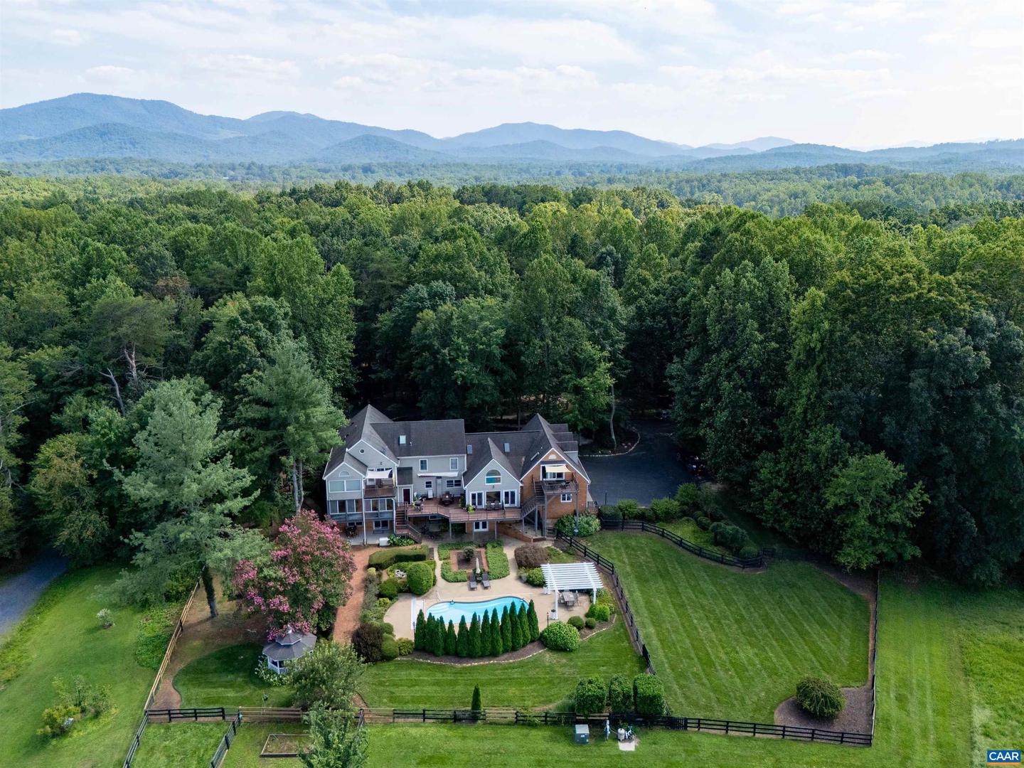 1141 KINGSWAY RD, AFTON, Virginia 22920, 7 Bedrooms Bedrooms, ,6 BathroomsBathrooms,Residential,For sale,1141 KINGSWAY RD,669069 MLS # 669069