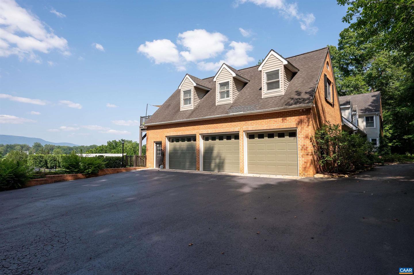 1141 KINGSWAY RD, AFTON, Virginia 22920, 7 Bedrooms Bedrooms, ,6 BathroomsBathrooms,Residential,For sale,1141 KINGSWAY RD,669069 MLS # 669069