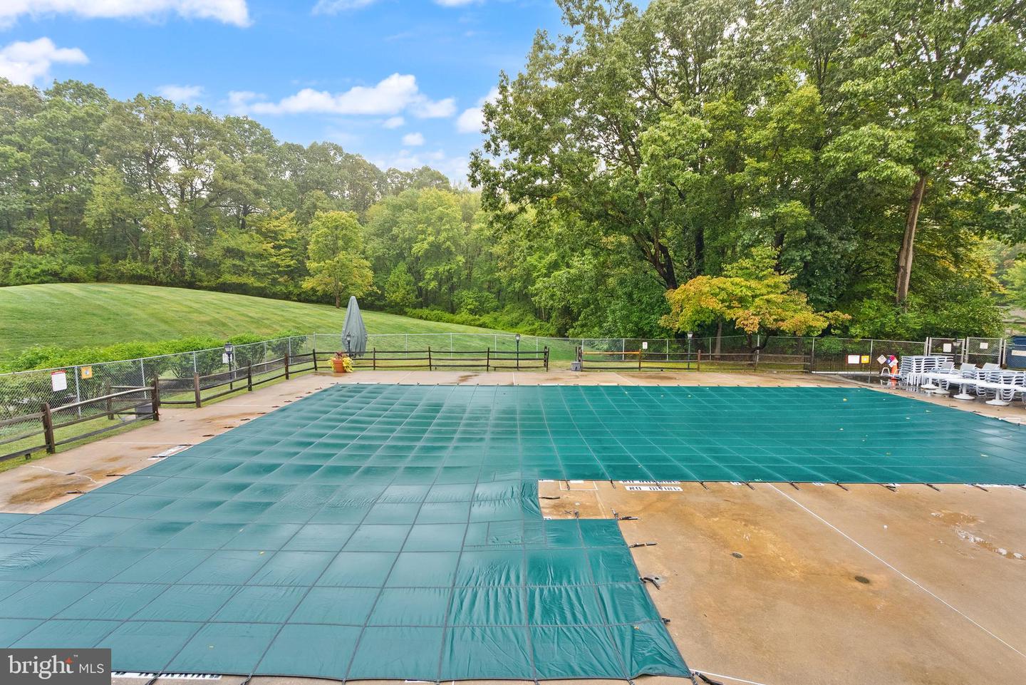 5906-D BAYSHIRE RD, SPRINGFIELD, Virginia 22152, 2 Bedrooms Bedrooms, ,1 BathroomBathrooms,Residential,For sale,5906-D BAYSHIRE RD,VAFX2268278 MLS # VAFX2268278