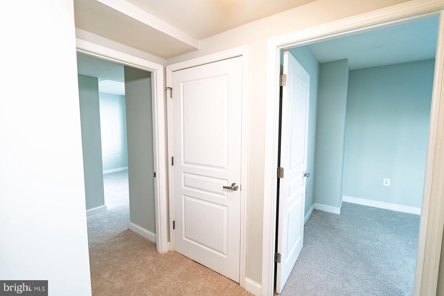 2451 MIDTOWN AVE #713, ALEXANDRIA, Virginia 22303, 2 Bedrooms Bedrooms, 4 Rooms Rooms,2 BathroomsBathrooms,Residential,For sale,2451 MIDTOWN AVE #713,VAFX2268892 MLS # VAFX2268892