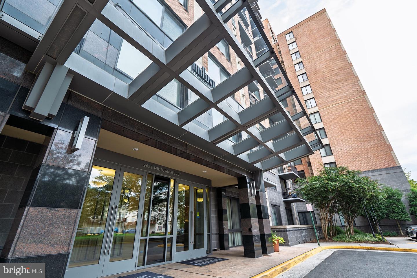 2451 MIDTOWN AVE #713, ALEXANDRIA, Virginia 22303, 2 Bedrooms Bedrooms, 4 Rooms Rooms,2 BathroomsBathrooms,Residential,For sale,2451 MIDTOWN AVE #713,VAFX2268892 MLS # VAFX2268892