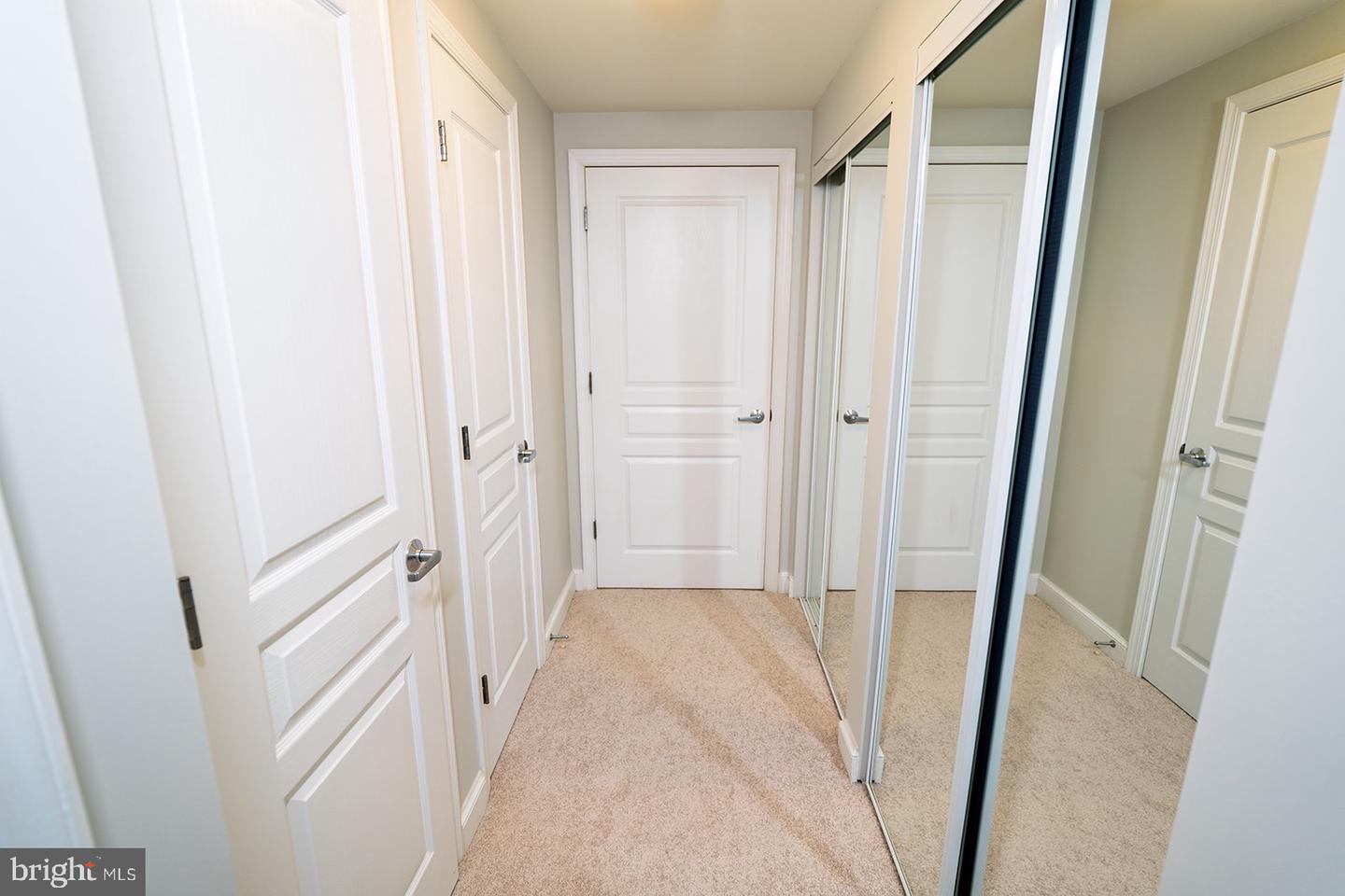 2451 MIDTOWN AVE #713, ALEXANDRIA, Virginia 22303, 2 Bedrooms Bedrooms, 4 Rooms Rooms,2 BathroomsBathrooms,Residential,For sale,2451 MIDTOWN AVE #713,VAFX2268892 MLS # VAFX2268892